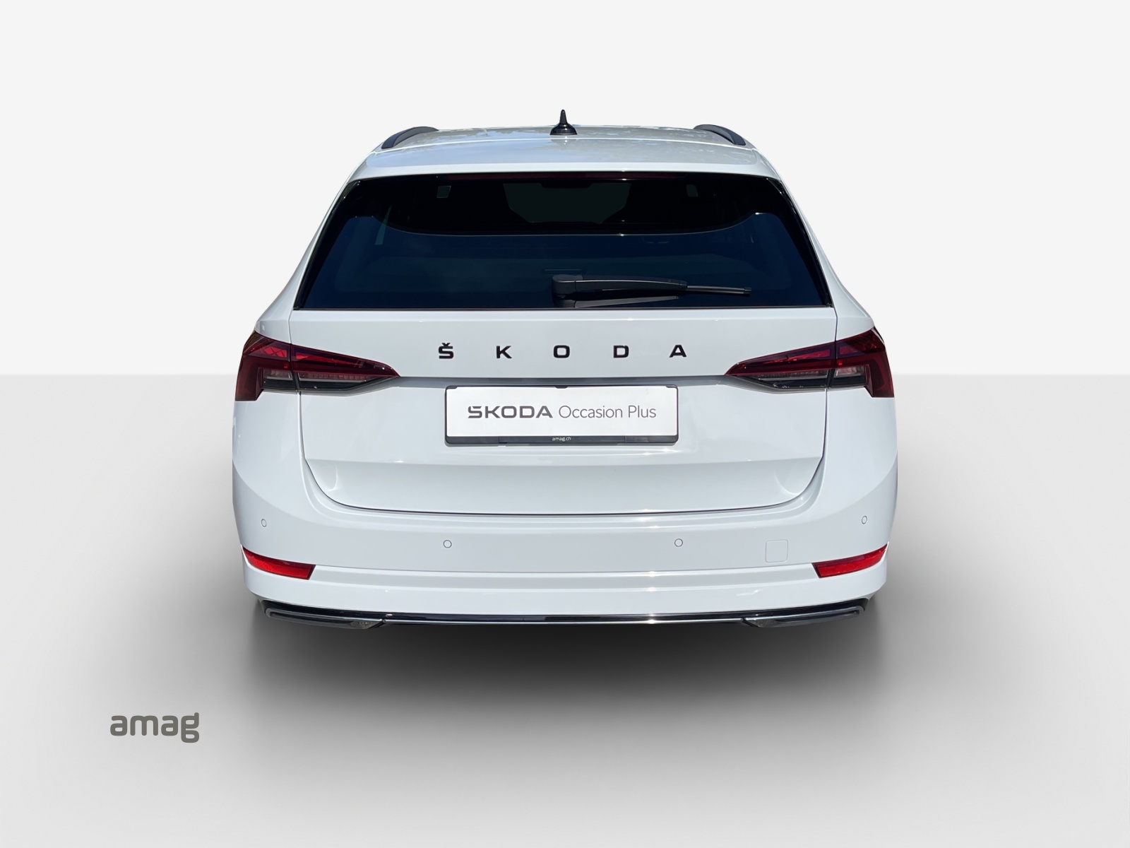 SKODA Octavia Combi 2.0 TSI SportLine DSG 4x4-image-3