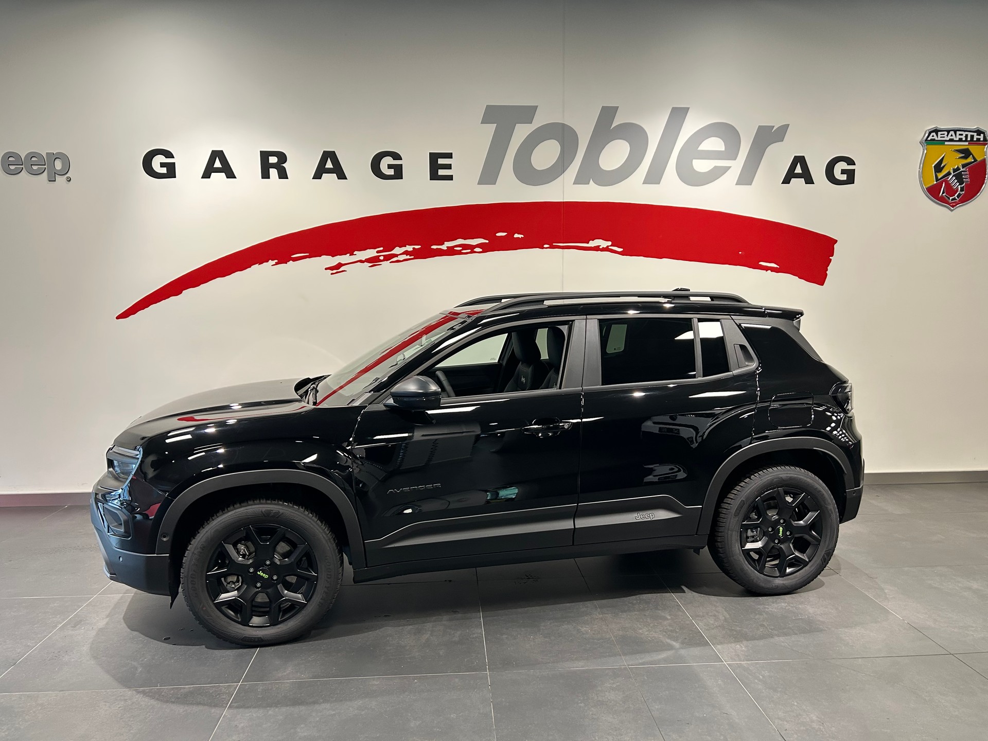 JEEP Avenger 1.2 Turbo MHEV Overland Leather 4xe-image-5
