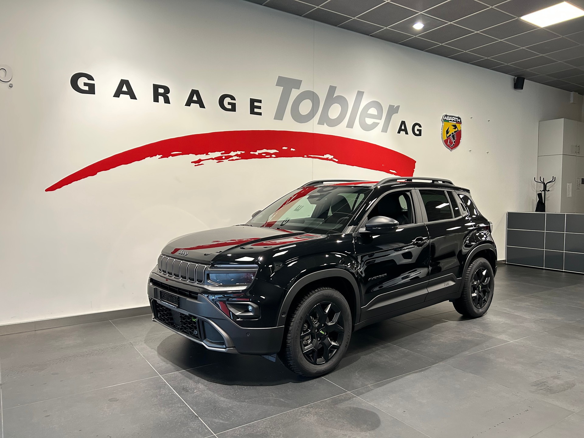 JEEP Avenger 1.2 Turbo MHEV Overland Leather 4xe-image-0