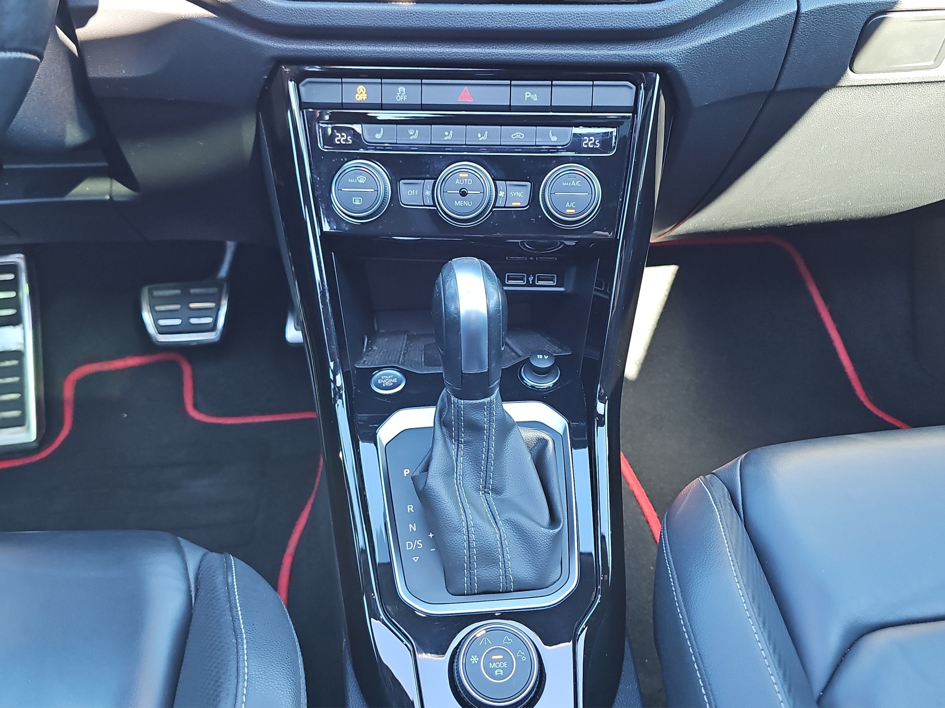 VW T-Roc 2.0 TSI R DSG 4Motion-image-15