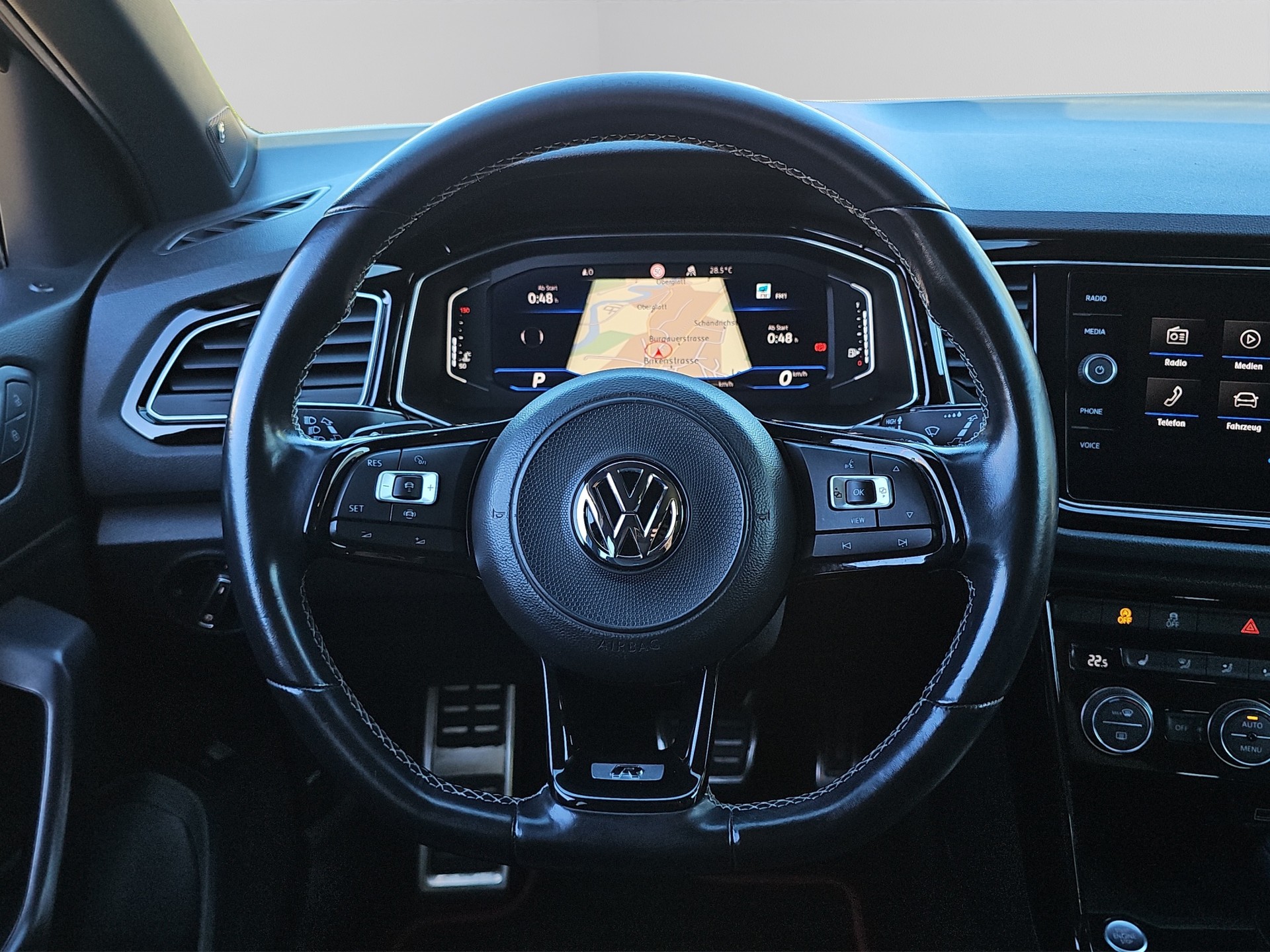 VW T-Roc 2.0 TSI R DSG 4Motion-image-11