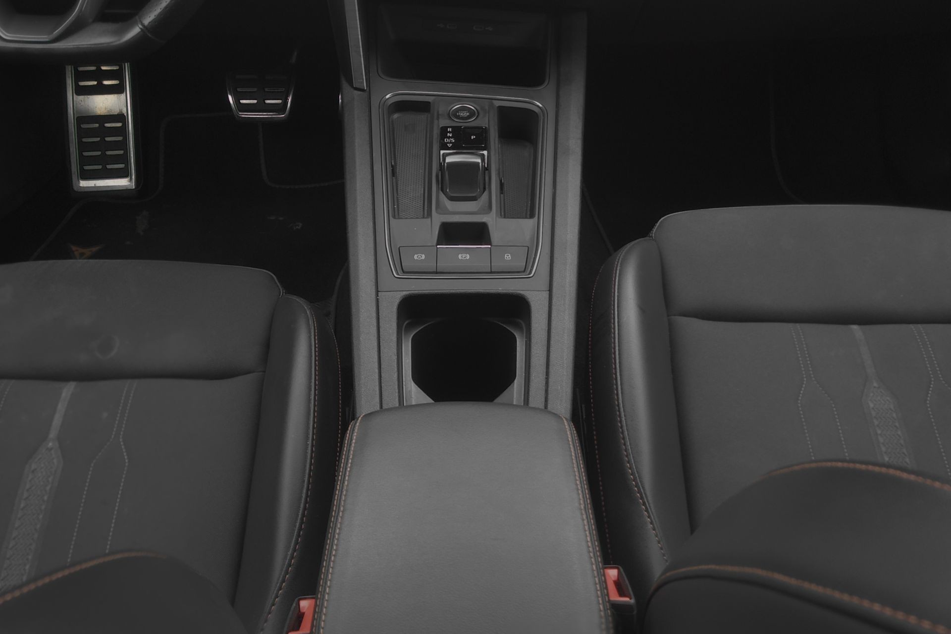 CUPRA Formentor 2.0TSI VZ DSG-image-8
