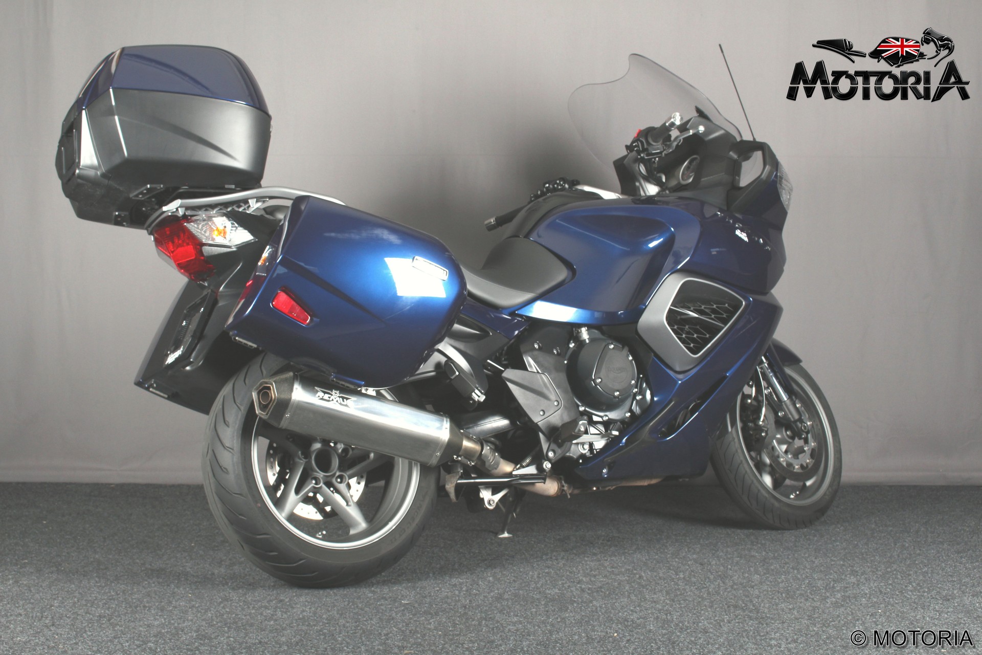 TRIUMPH Trophy 1200 SE ABS-showroom-element-2