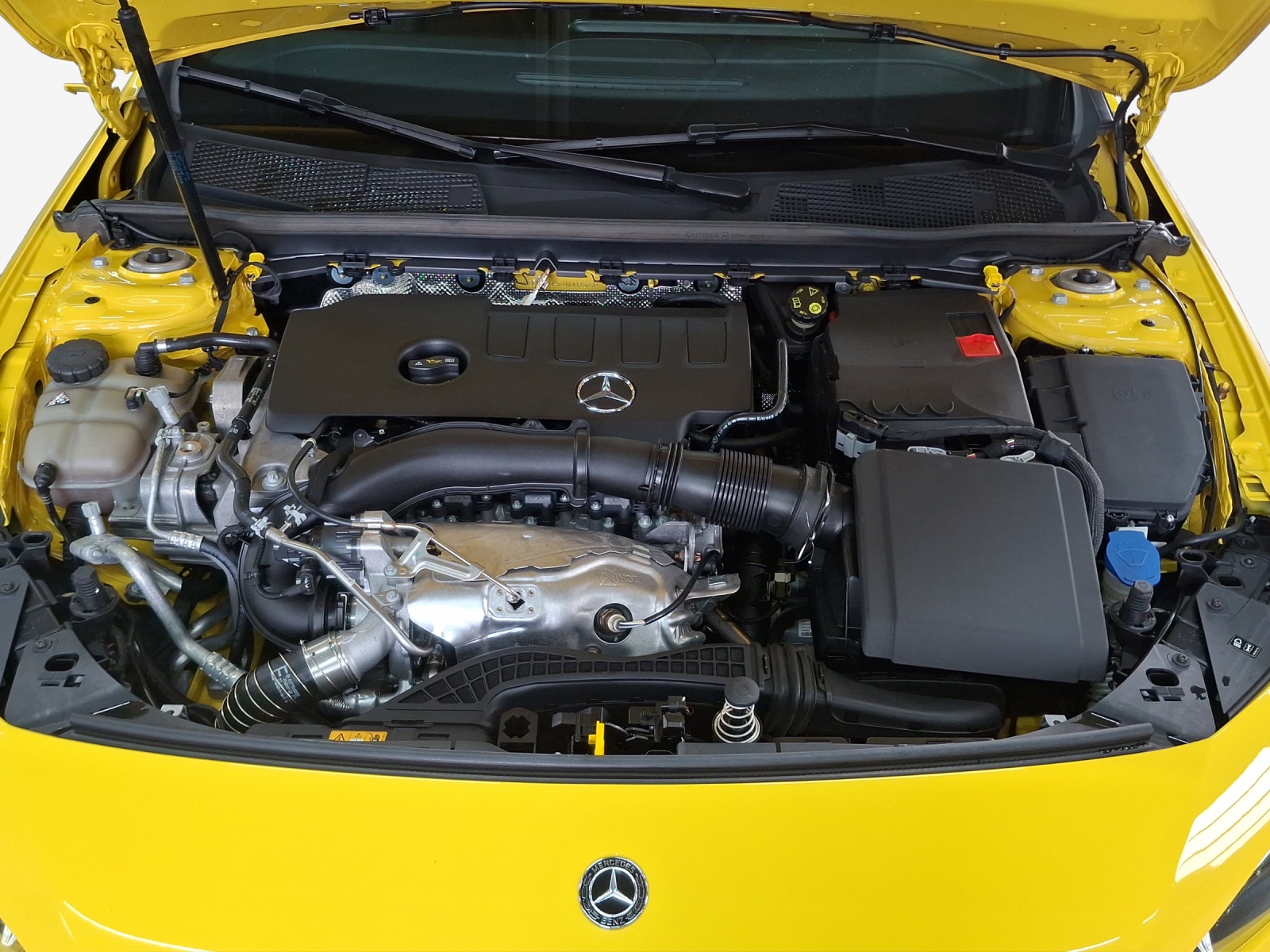 MERCEDES-BENZ A 250 4Matic AMG Line 4Matic 7G-DCT-image-15