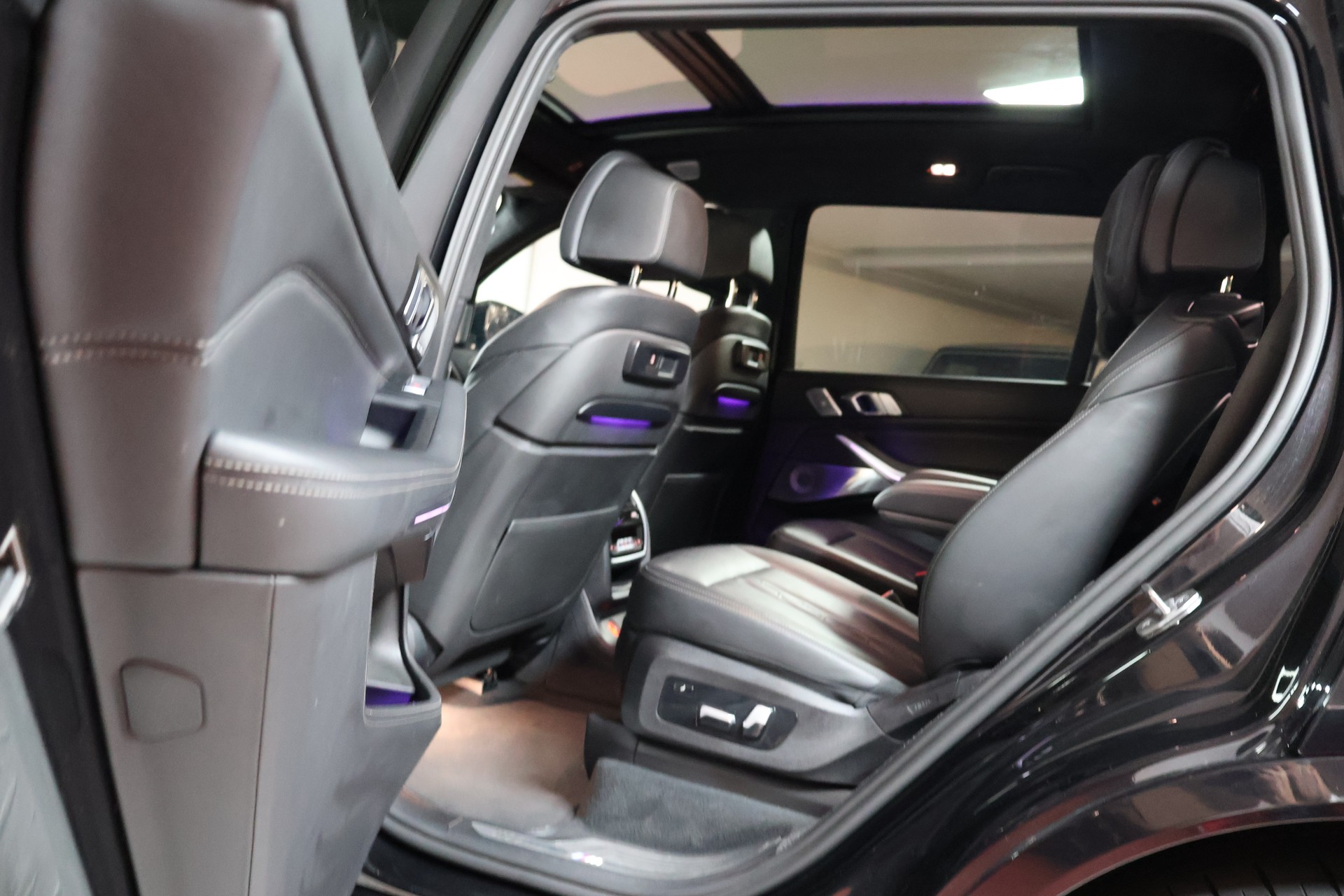 BMW X7 xDrive 48V 40d Steptronic M-Sport-image-18