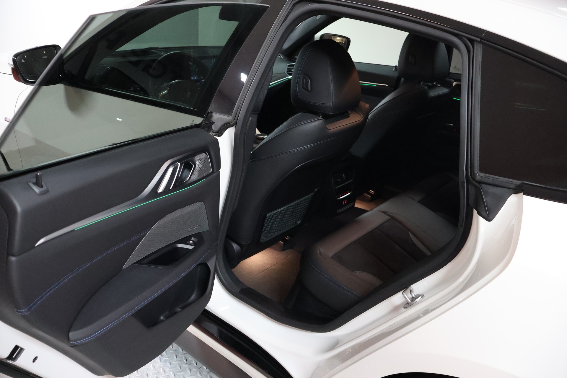 BMW 430d xDrive 48V Gran Coupé M Sport Steptronic-image-16