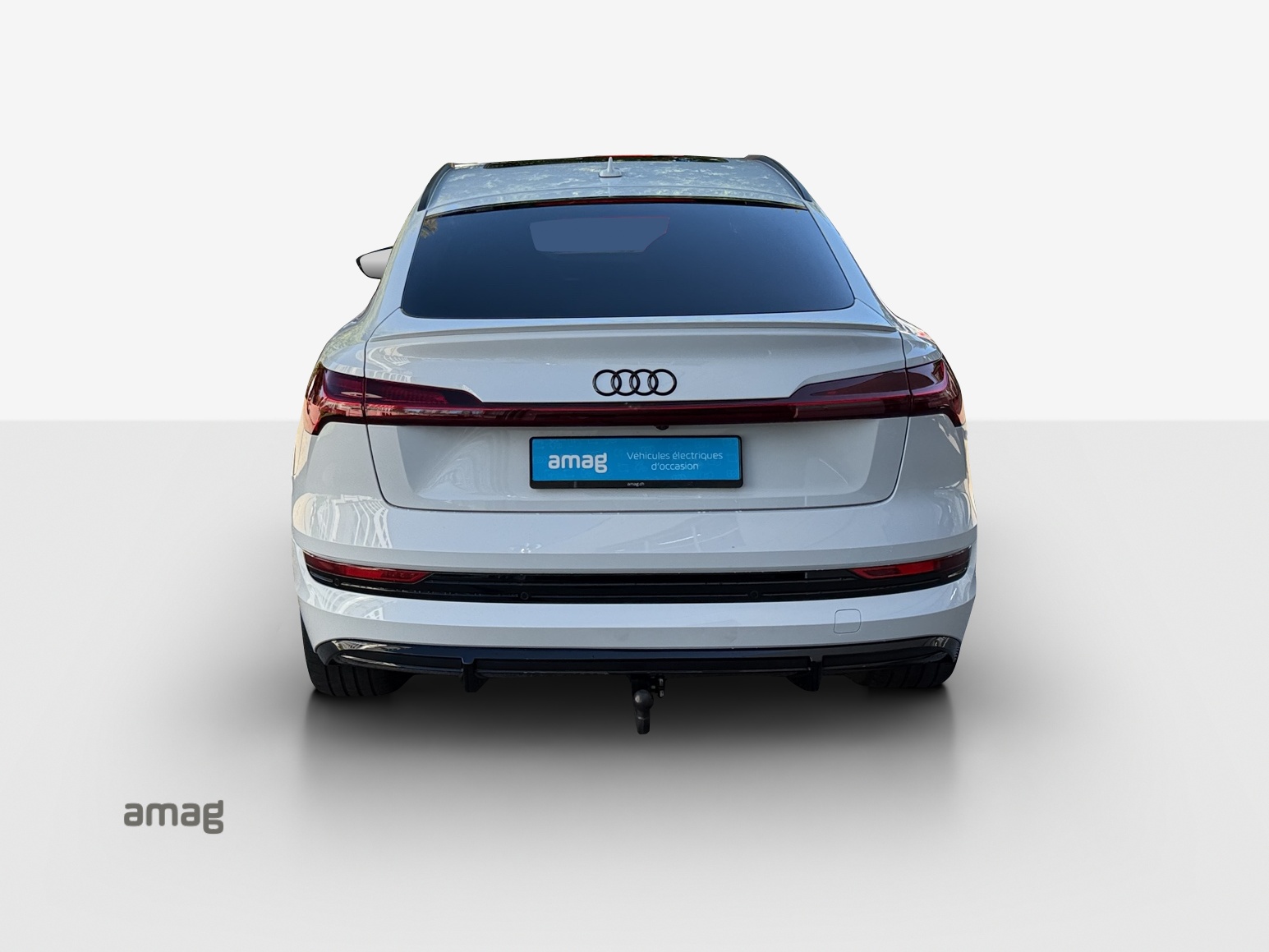 AUDI e-tron 55 Sportback S Line Black Edition quattro-image-3