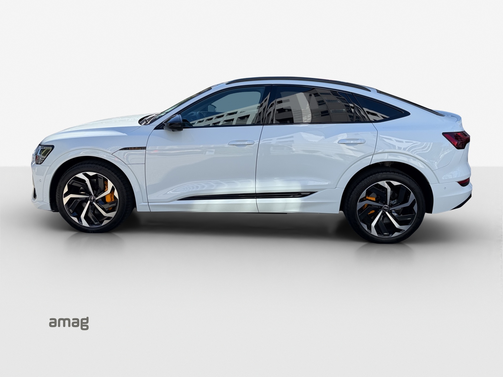 AUDI e-tron 55 Sportback S Line Black Edition quattro-image-1