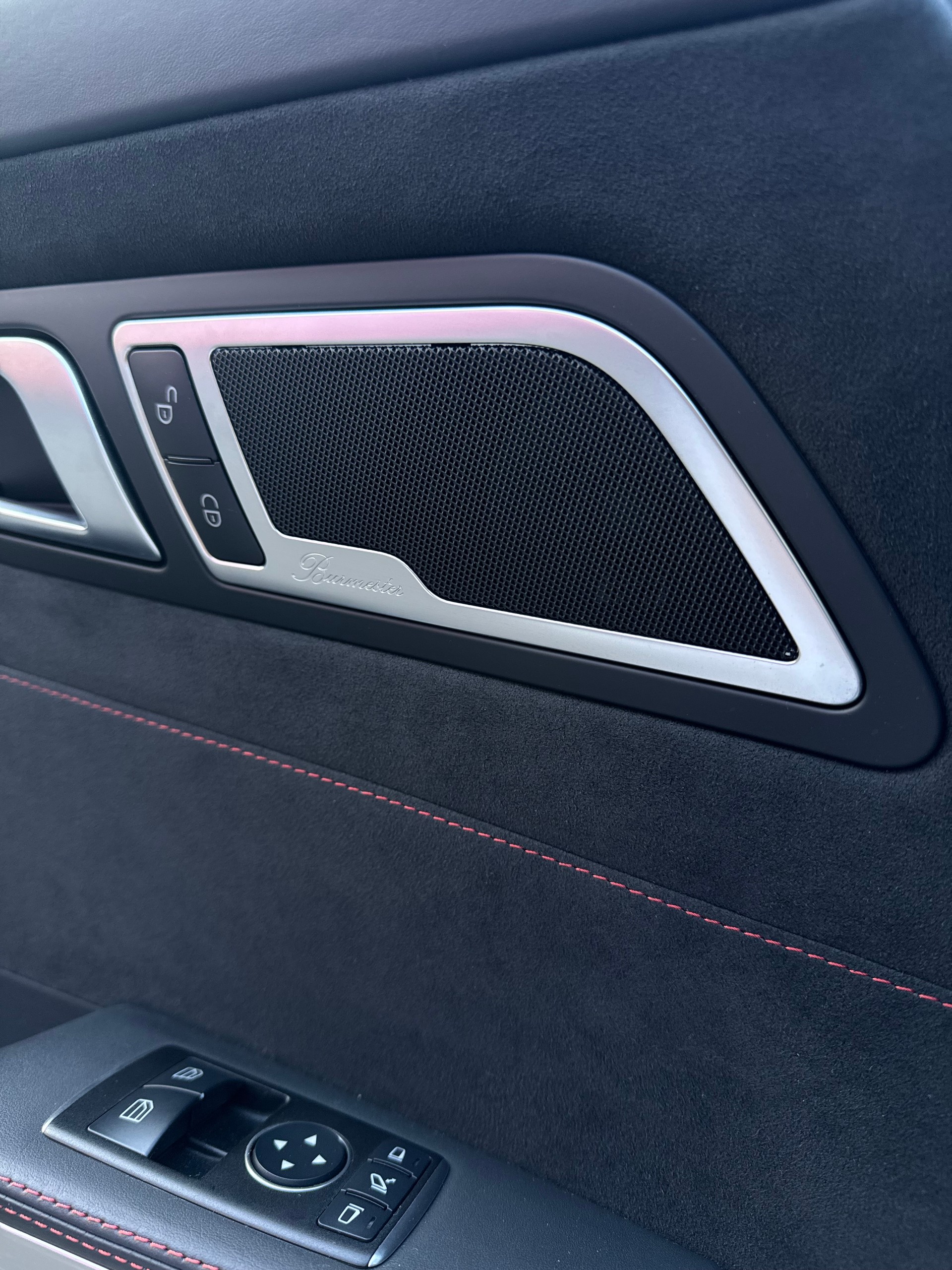 MERCEDES-BENZ AMG GT-image-14