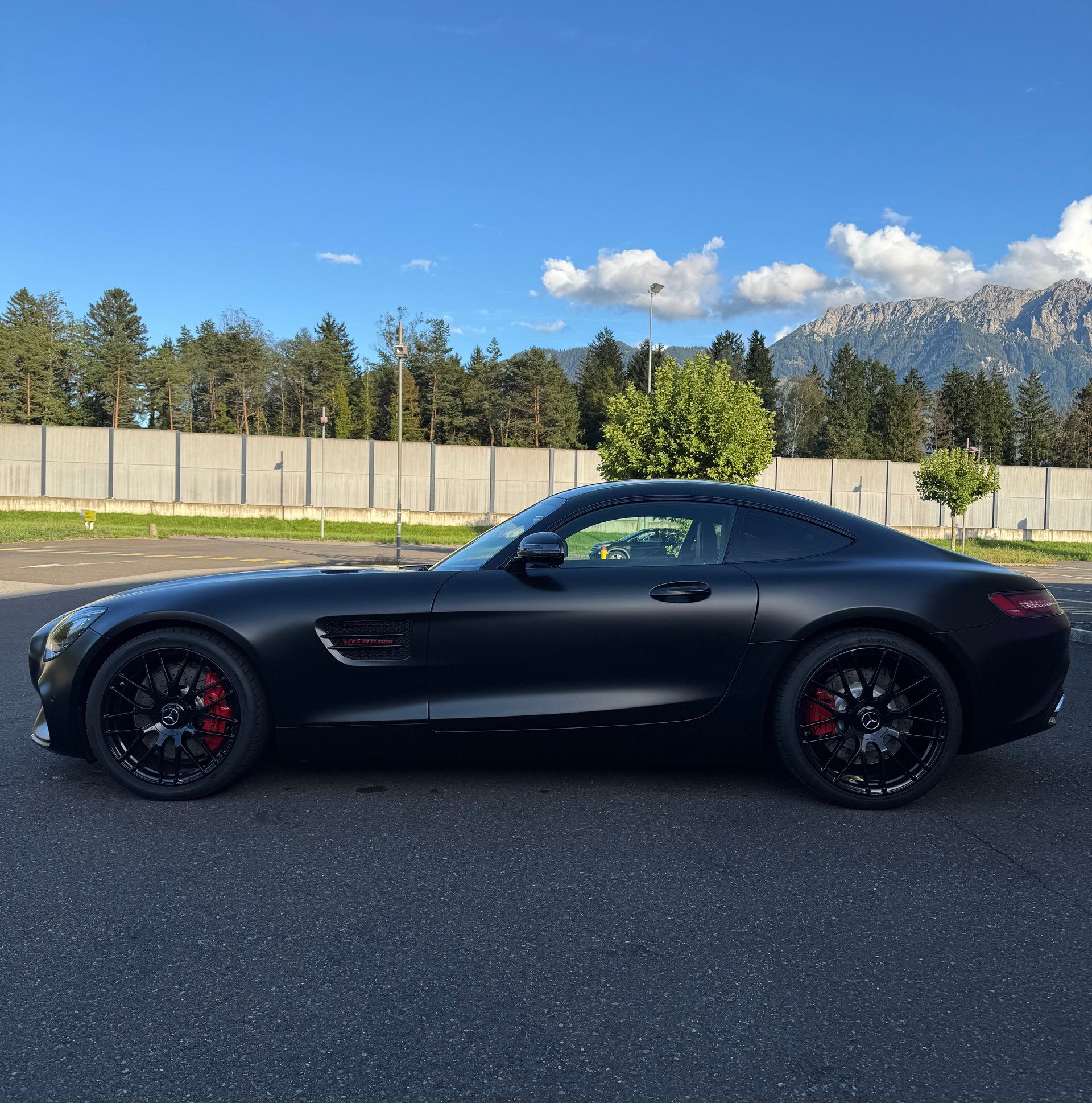 MERCEDES-BENZ AMG GT-image-5