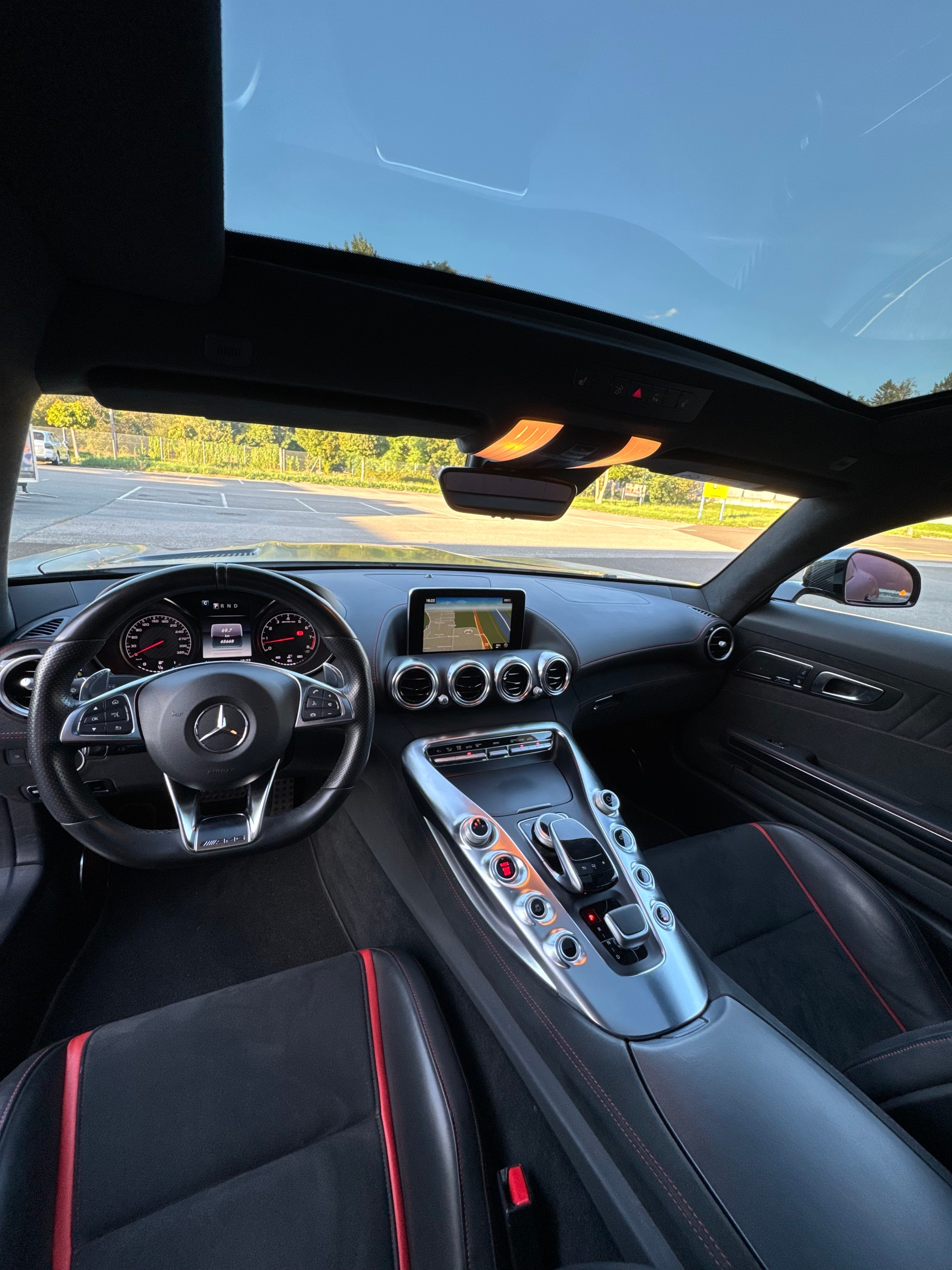 MERCEDES-BENZ AMG GT-image-10