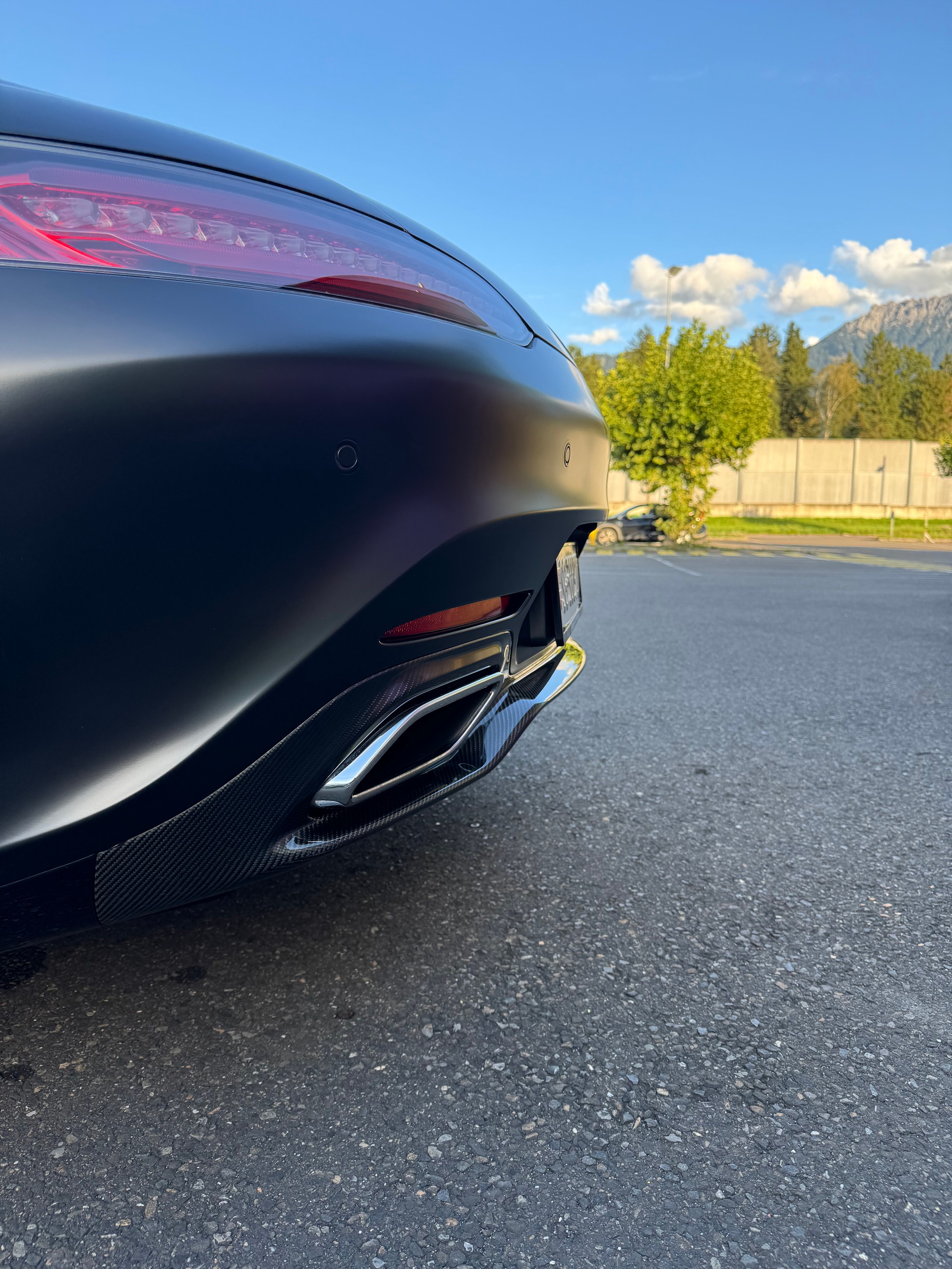 MERCEDES-BENZ AMG GT-image-9