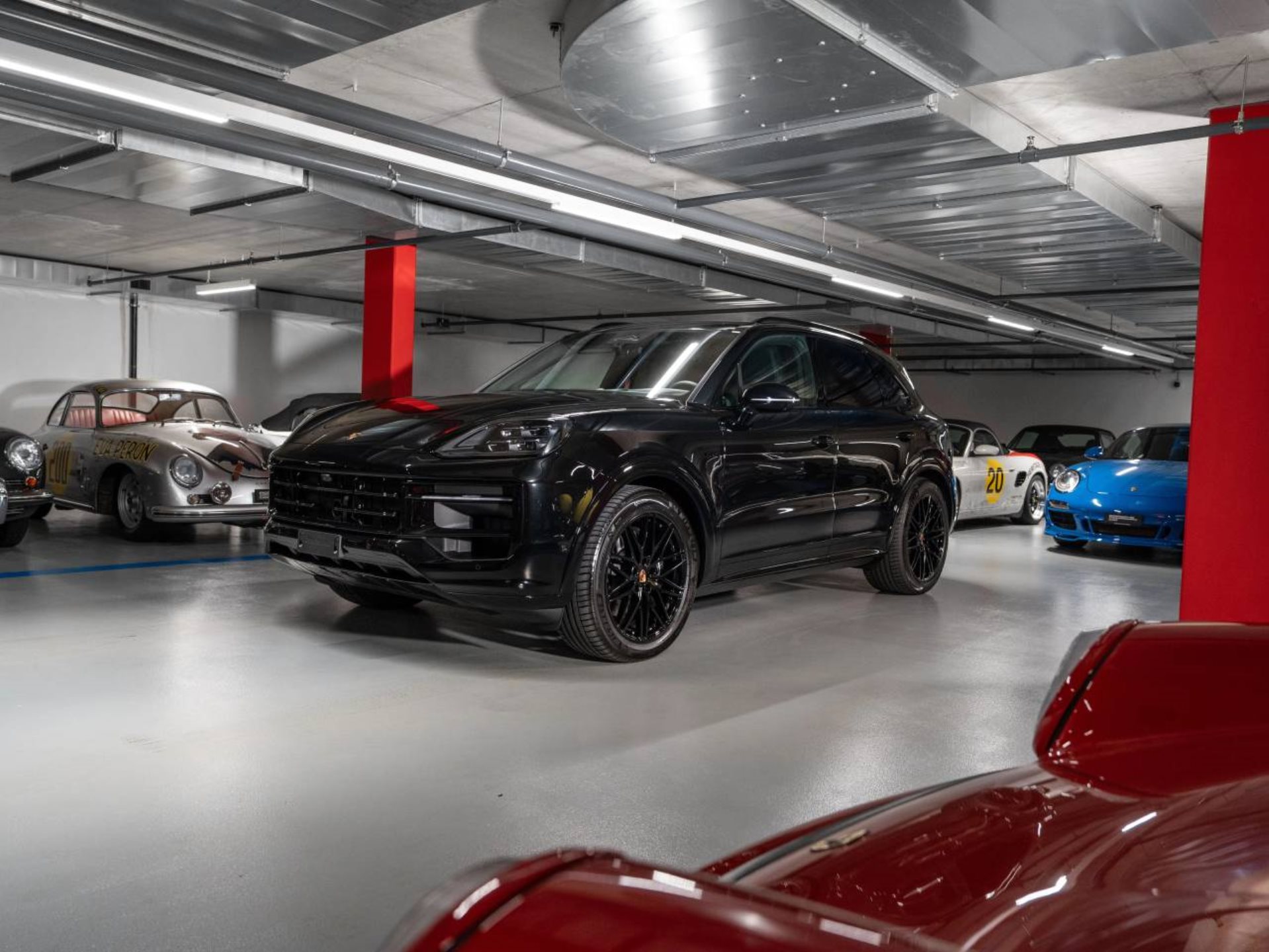 PORSCHE Cayenne E-Hybrid Black Edition
