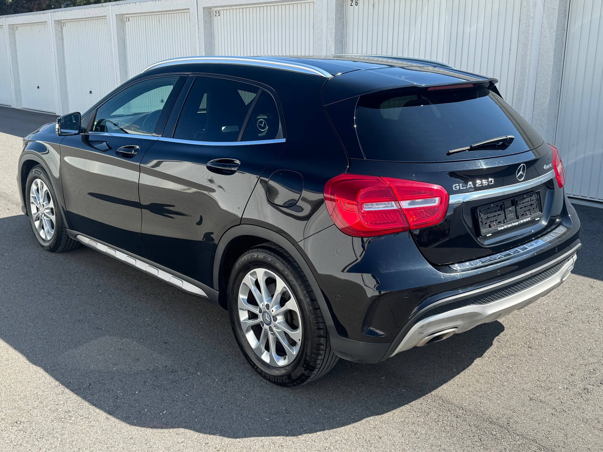 MERCEDES-BENZ GLA 250 4Matic 7G-DCT-image-3