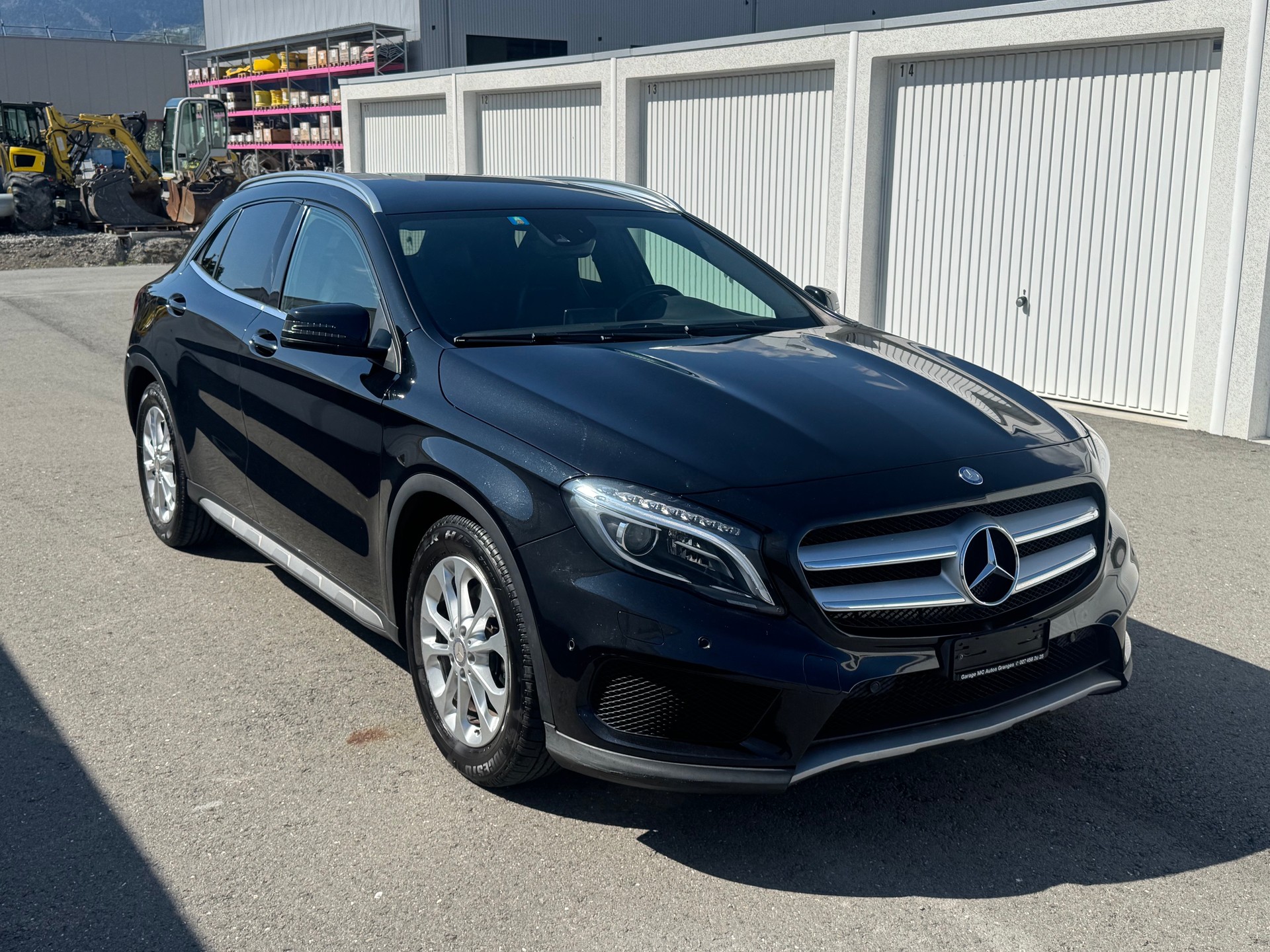 MERCEDES-BENZ GLA 250 4Matic 7G-DCT-image-1