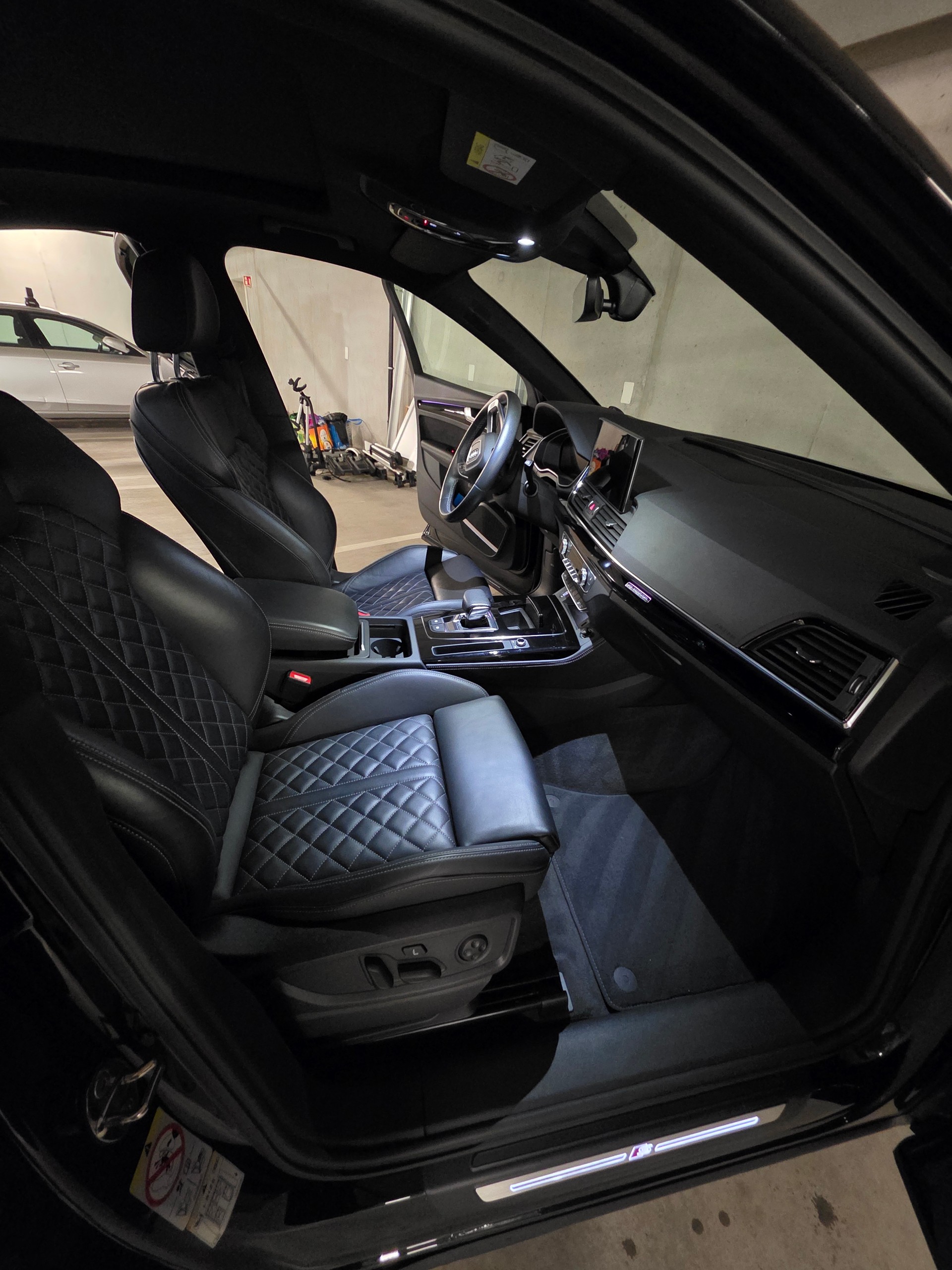 AUDI 2.0 45 TFSI S Line quattro S-Tronic-image-8