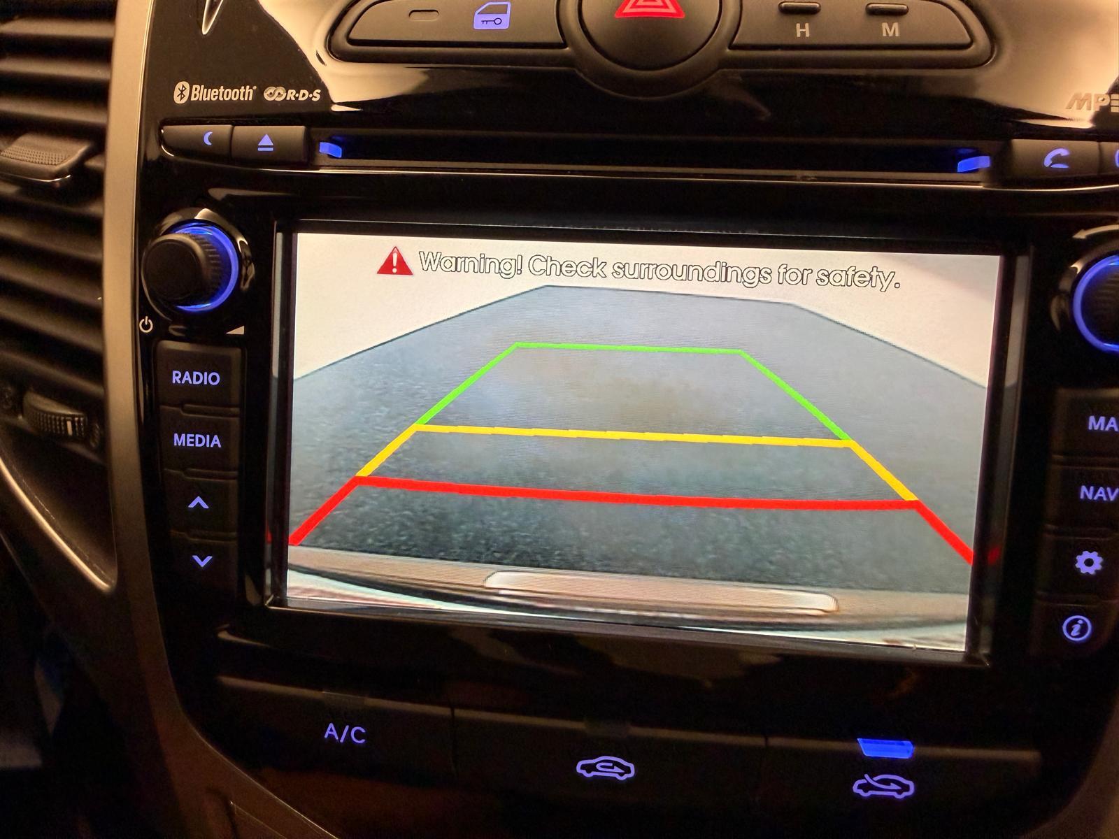 HYUNDAI ix20 1.6 Style-image-19