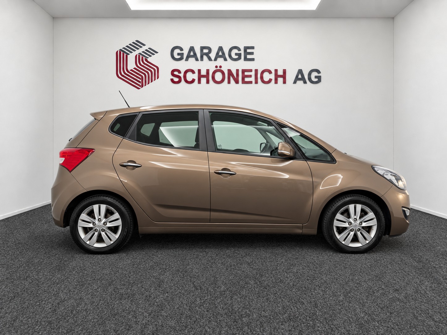 HYUNDAI ix20 1.6 Style-image-3