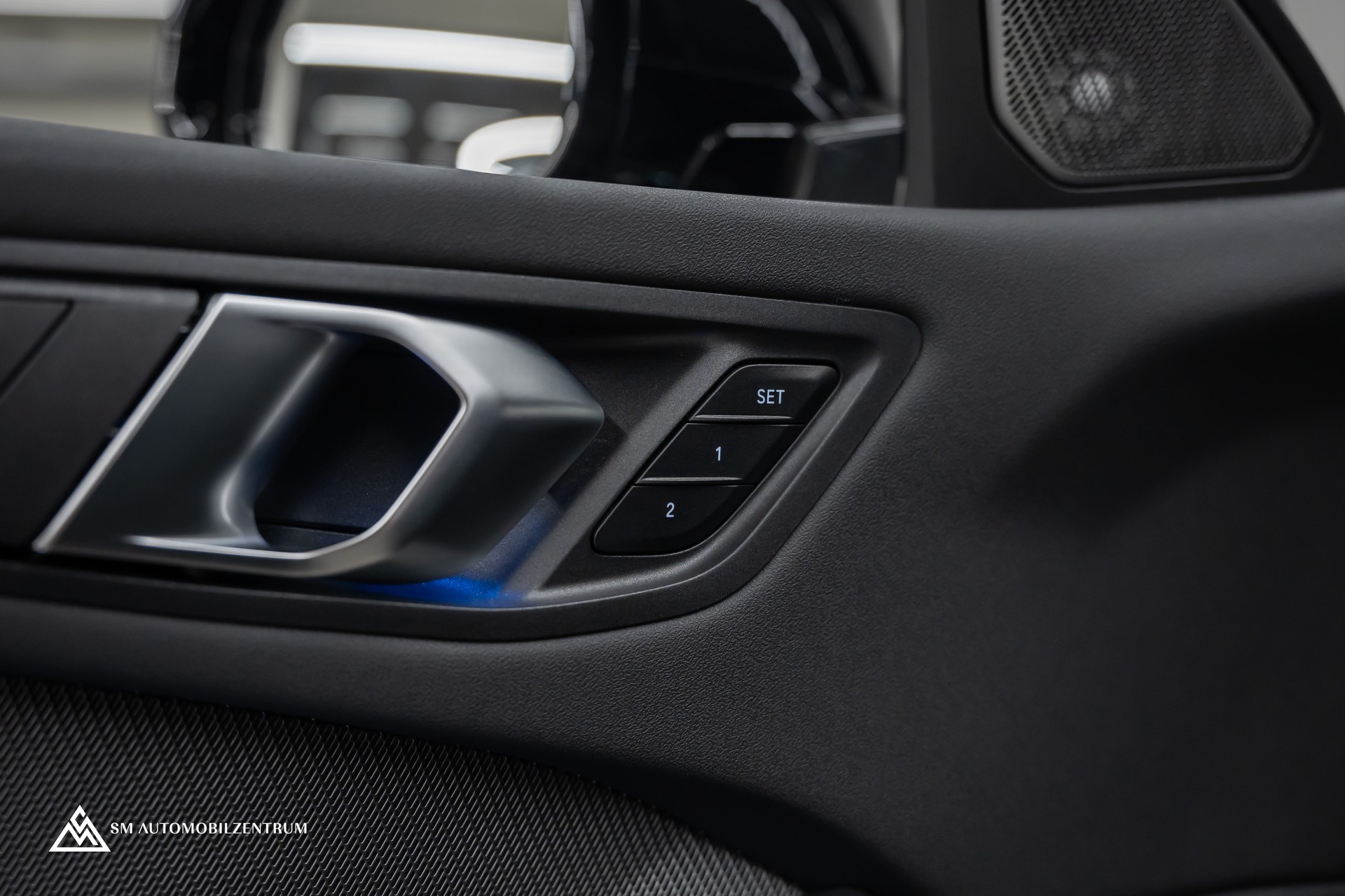 BMW 120d M Sport / Werksgarantie / 360° / Head-Up / el. Sitze Memory-image-21