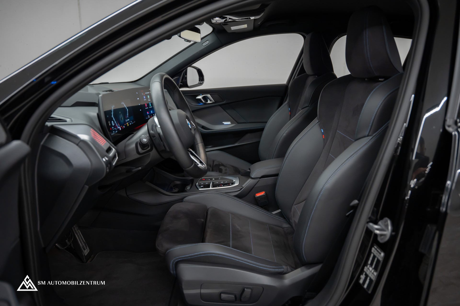 BMW 120d M Sport / Werksgarantie / 360° / Head-Up / el. Sitze Memory-image-16