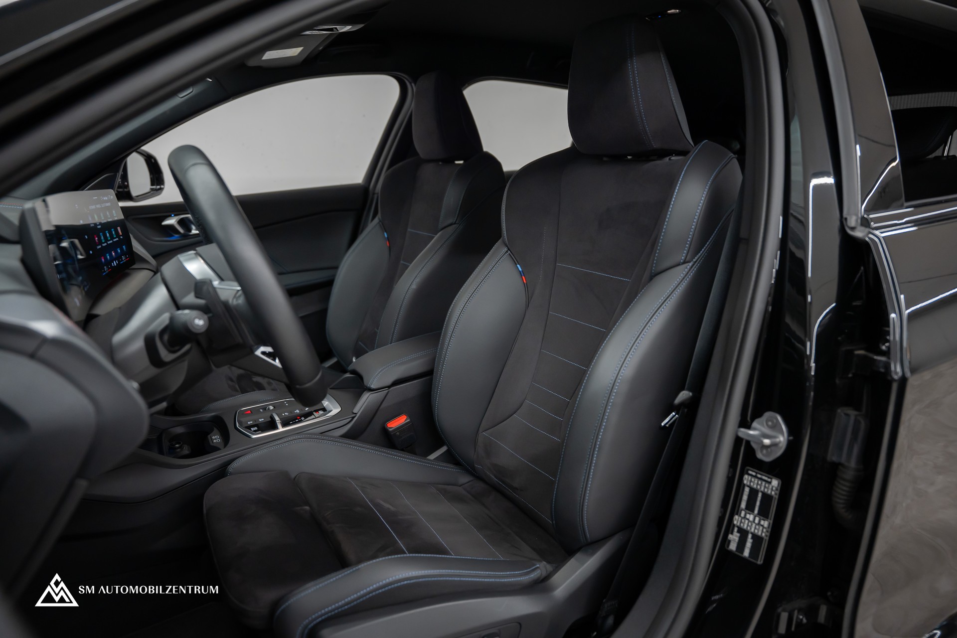 BMW 120d M Sport / Werksgarantie / 360° / Head-Up / el. Sitze Memory-image-17