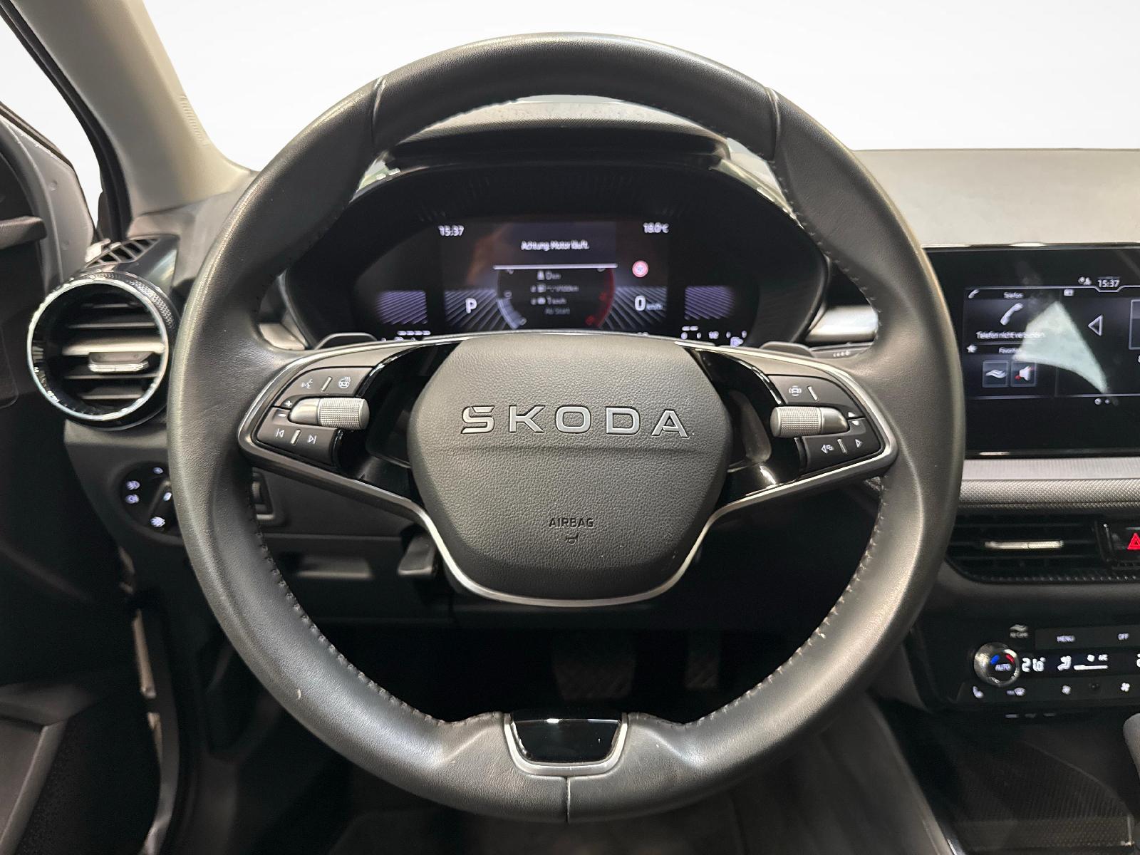 SKODA Fabia 1.0 TSI Selection DSG-image-13