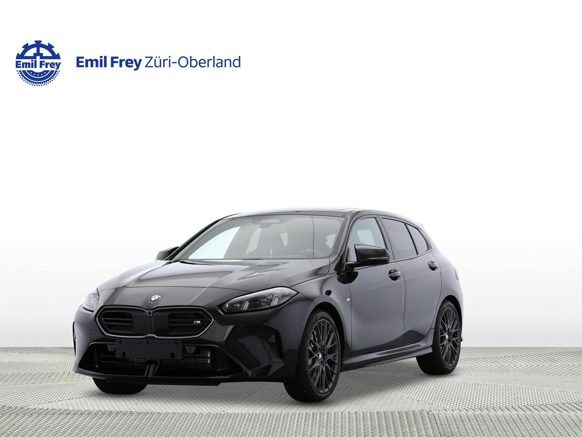 BMW M135i xDrive-image-0
