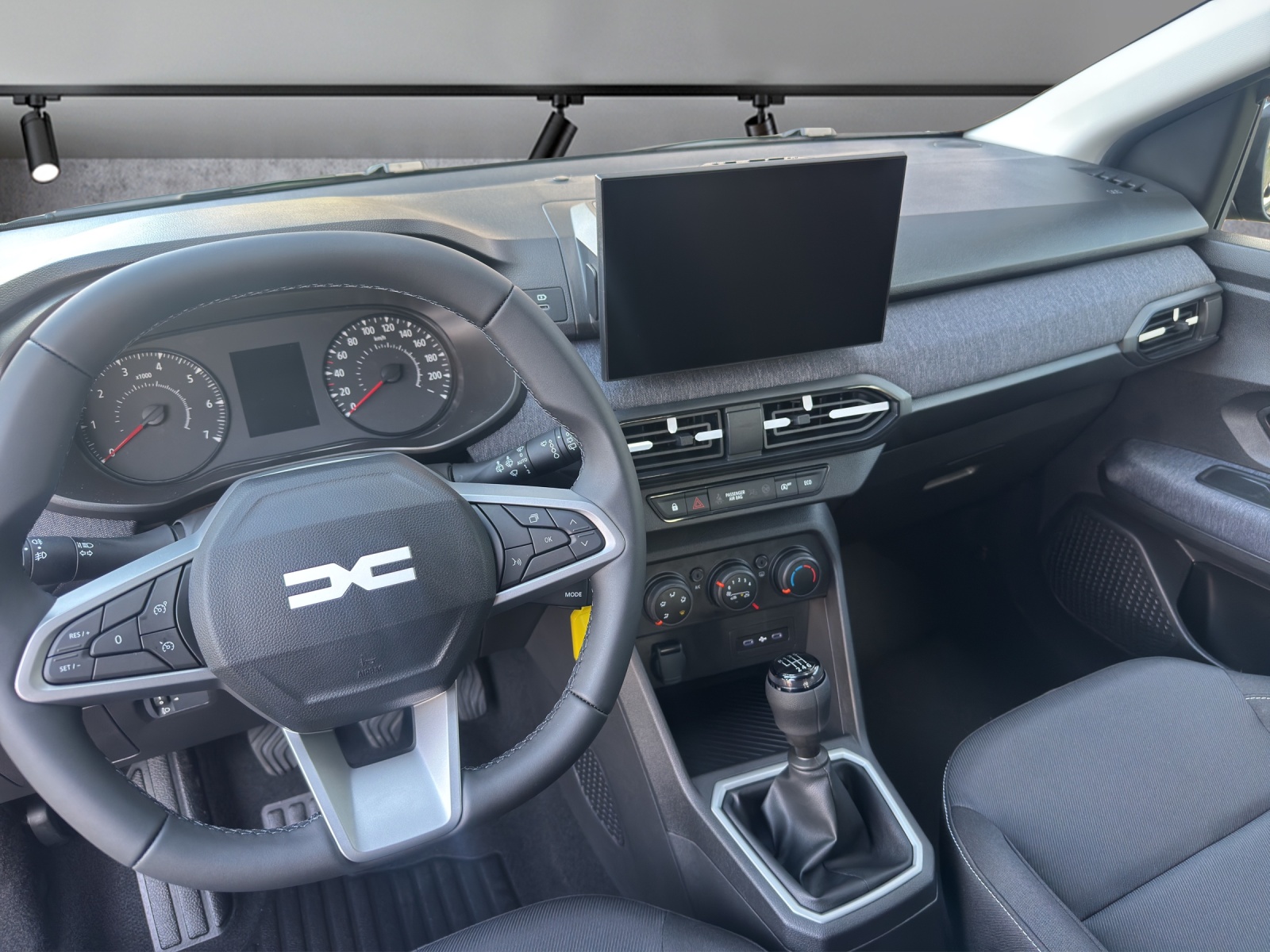 DACIA Sandero TCe 100 Expression-image-8