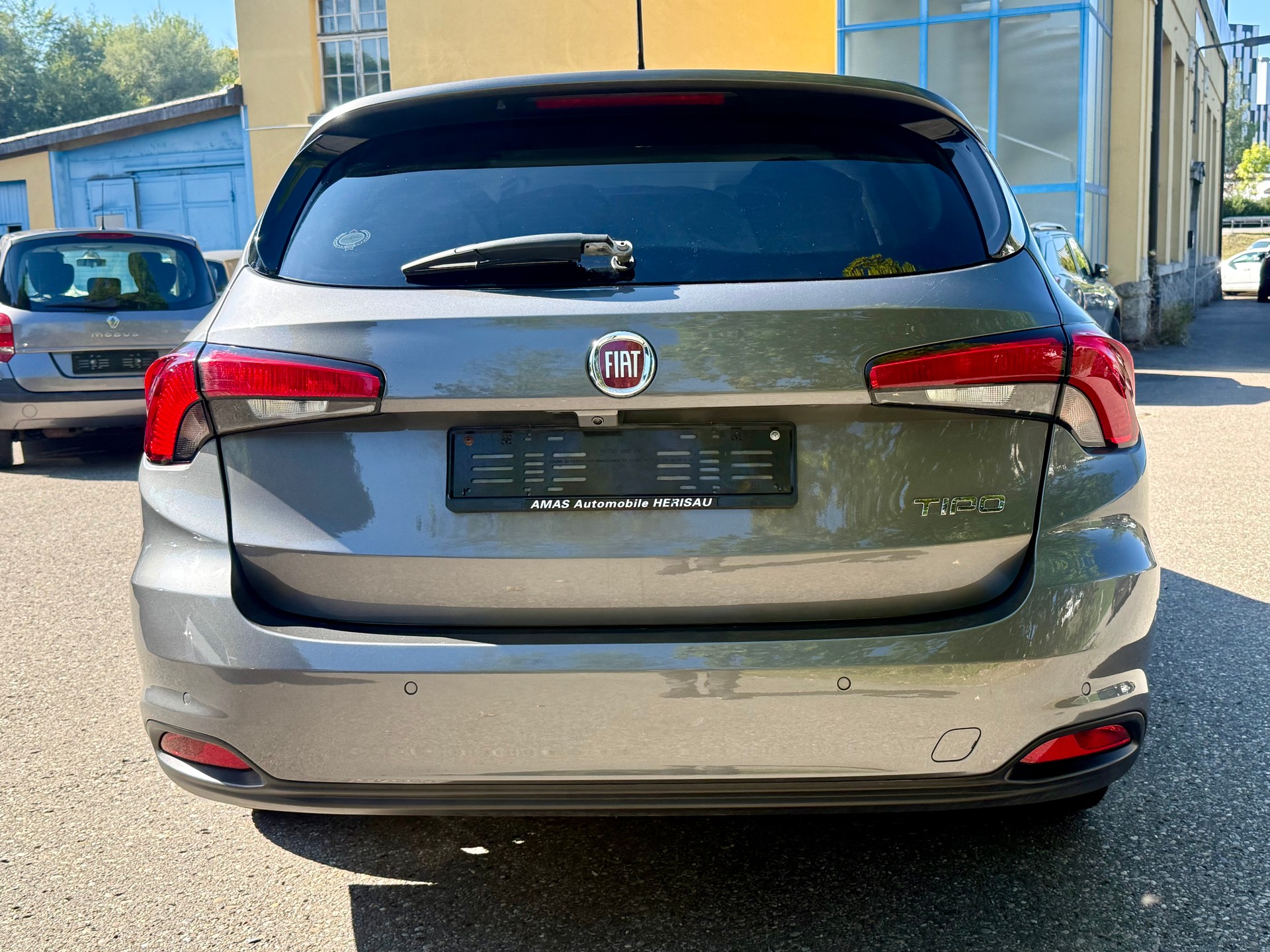FIAT Tipo 1.6MJ Station Wagon Lounge-image-4