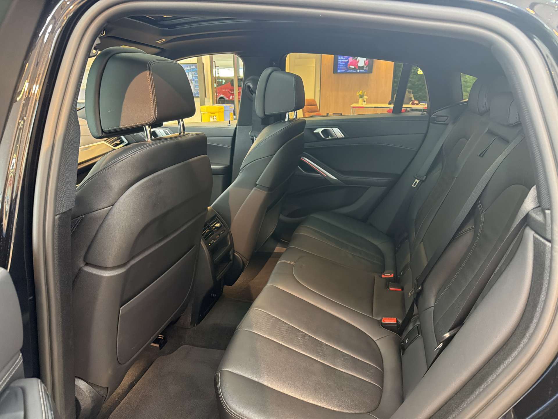 BMW X6 xDrive 48V 30d M Sport 286PS Steptronic-Automat-image-6