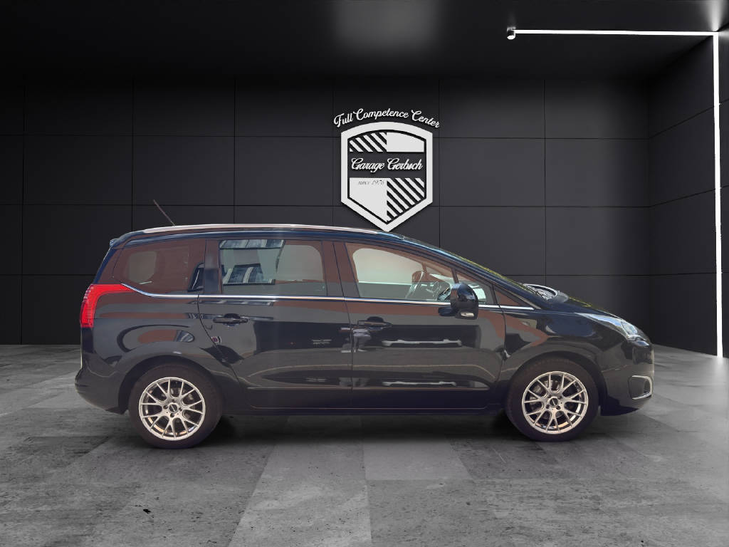 PEUGEOT 5008 1.6 THP 155 Allure-image-6