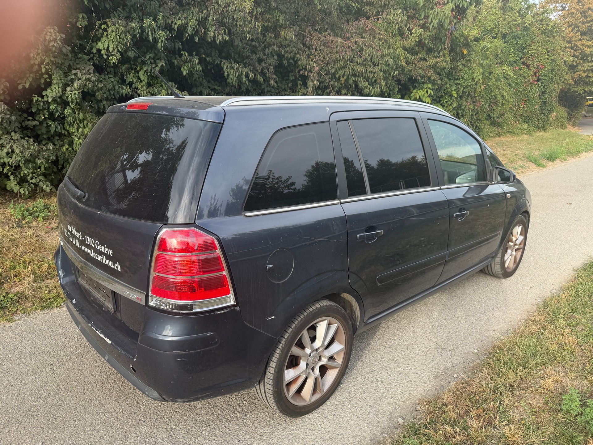 OPEL Zafira 1.9 CDTI Cosmo-image-3