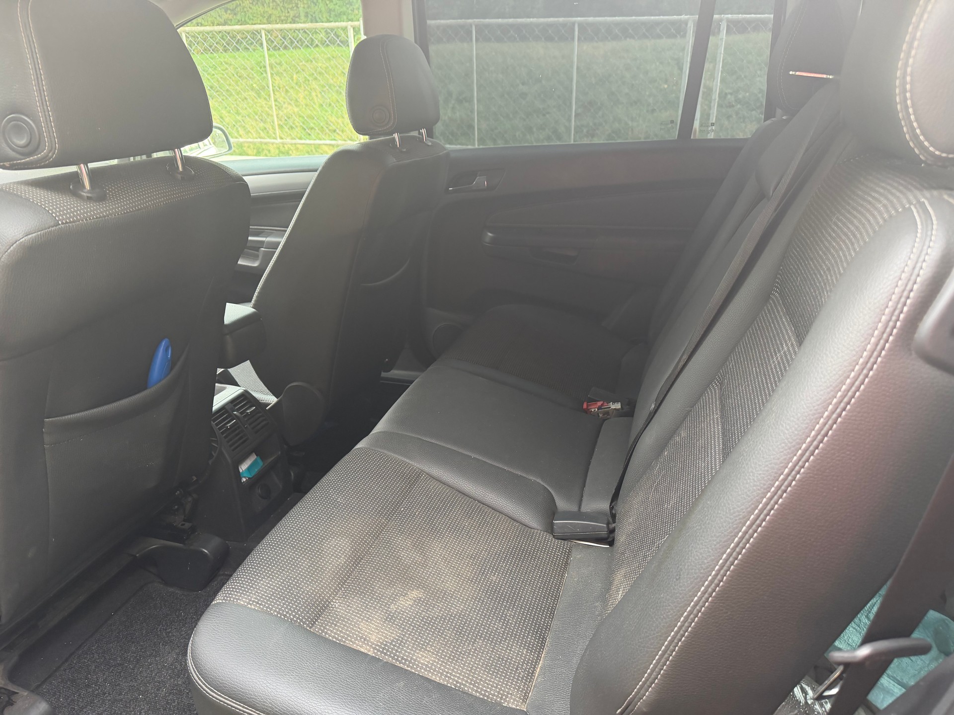 OPEL Zafira 1.9 CDTI Cosmo-image-7