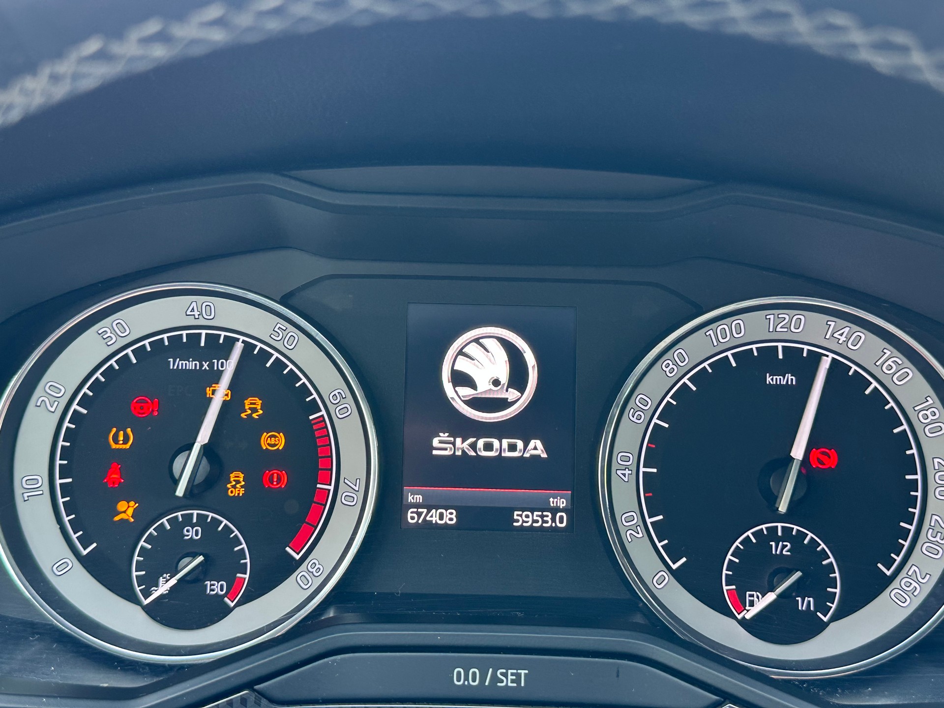 SKODA 2.0 TSI 280 SportLine+ 4x4 DSG-image-3