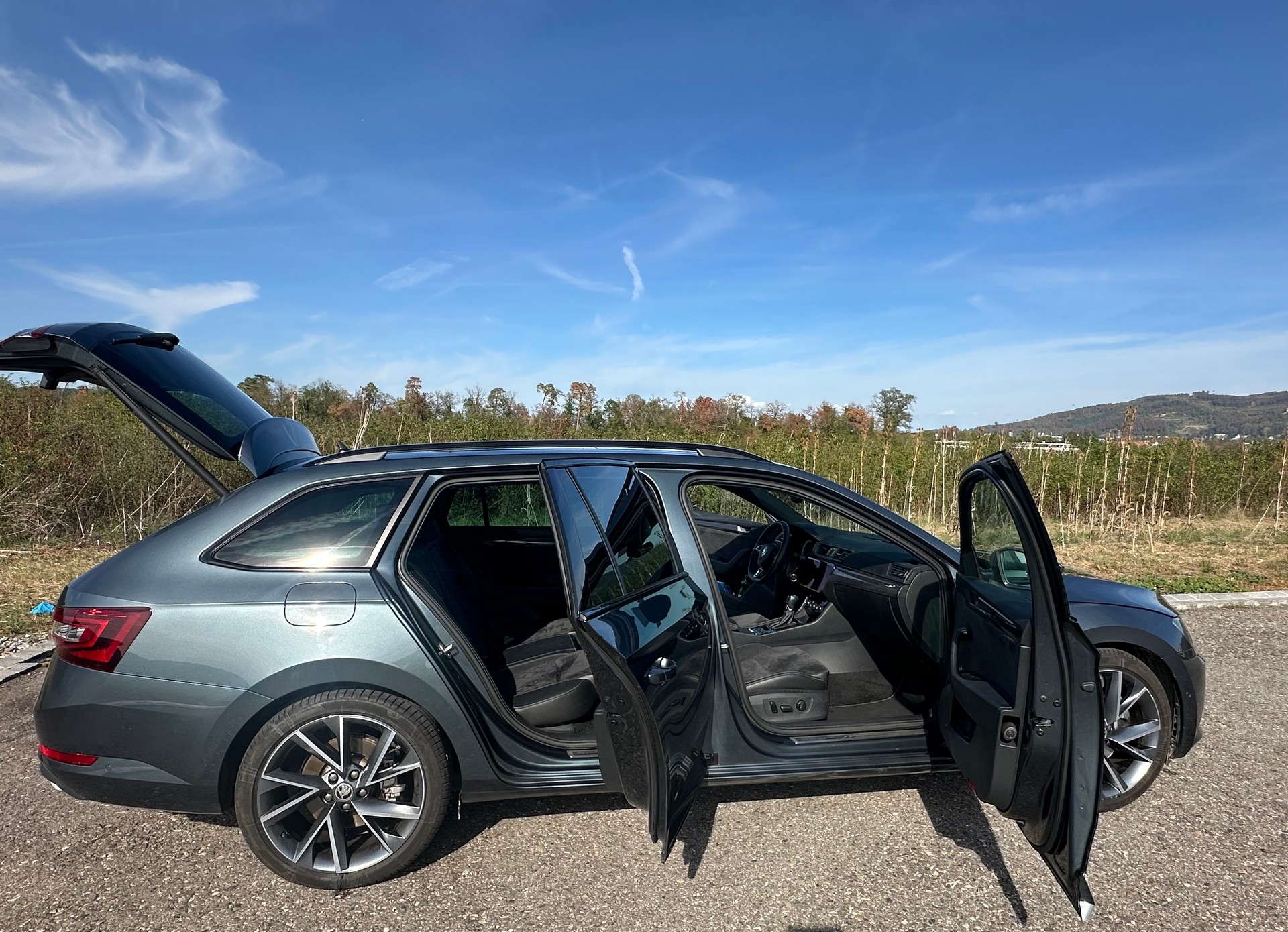 SKODA 2.0 TSI 280 SportLine+ 4x4 DSG-image-2