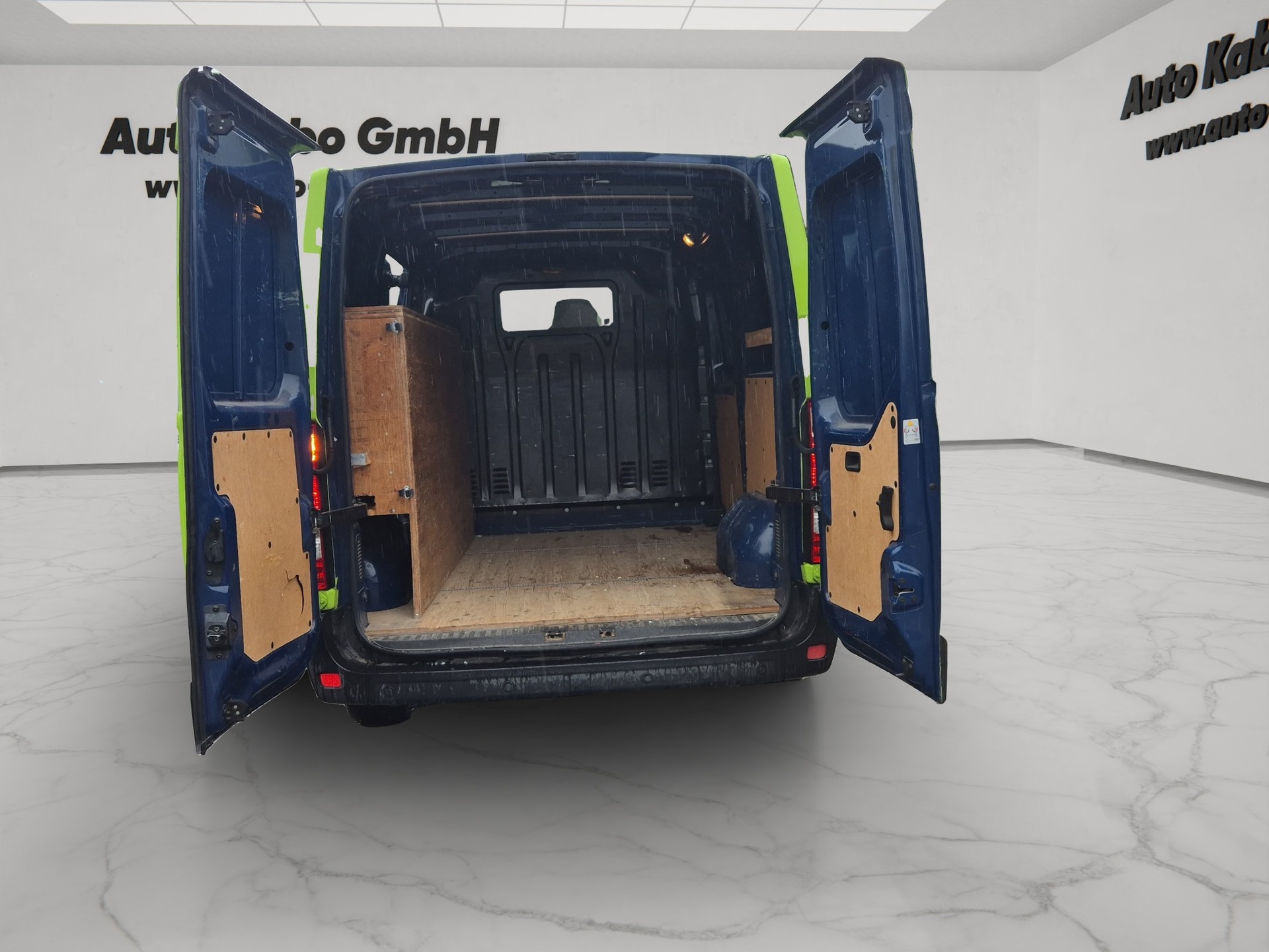 RENAULT Master T28 2.3dCi 110 L1H1-image-10