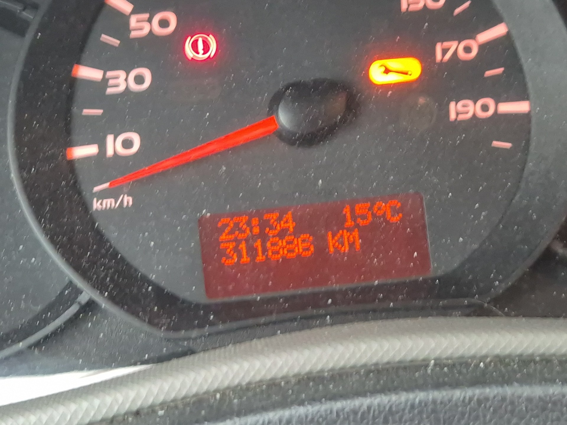 RENAULT Master T28 2.3dCi 110 L1H1-image-12