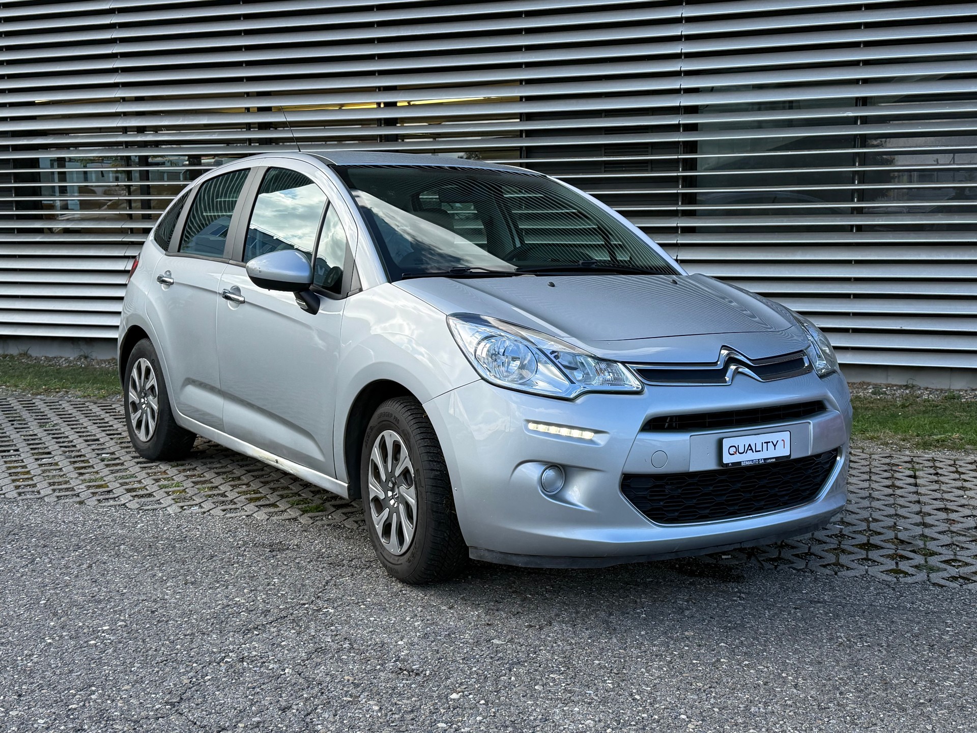CITROEN C3 1.2i Exclusive-image-6