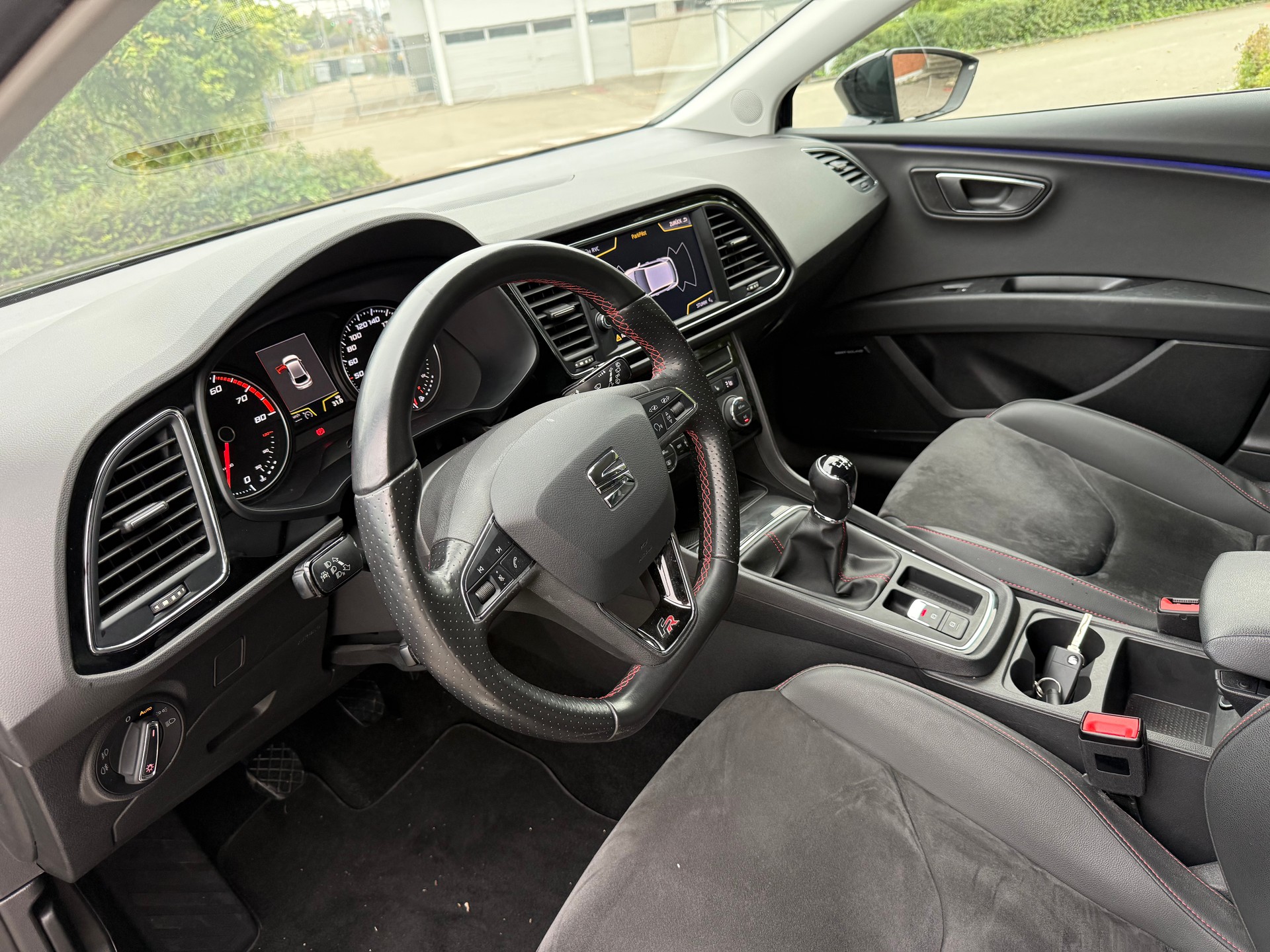 SEAT Leon 1.8 TSI Swiss FR-image-7
