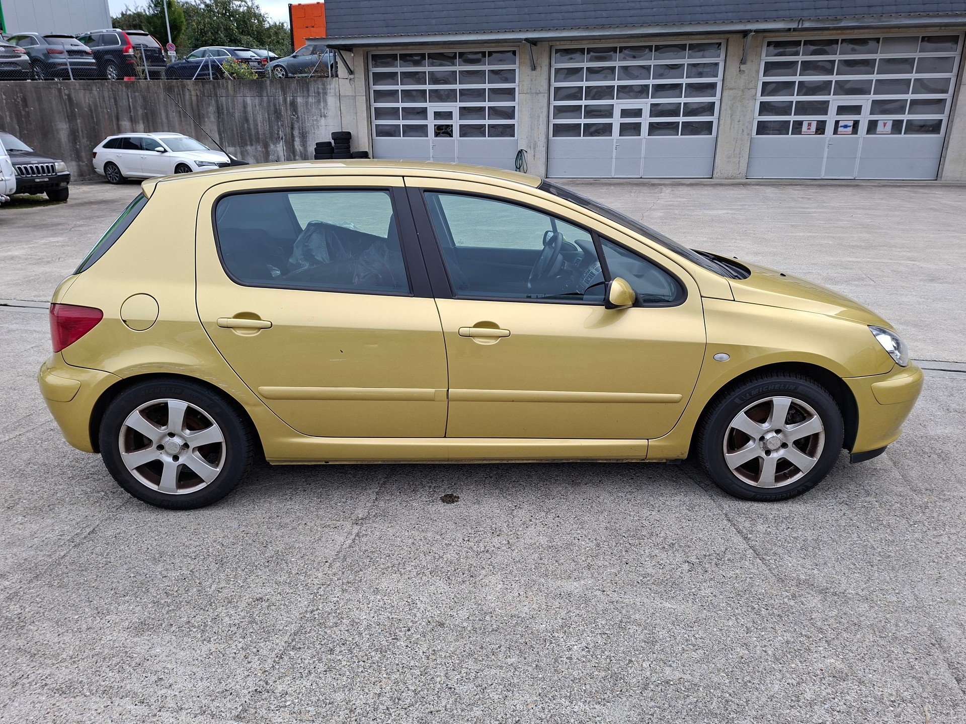 PEUGEOT 307 2.0 HDI XSi-image-5