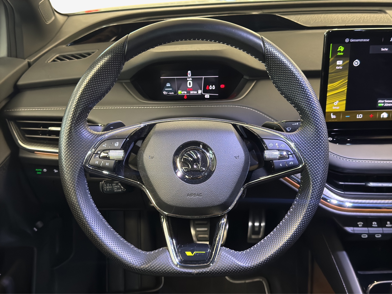 SKODA Enyaq Coupé RS iV 80 4x4-image-10