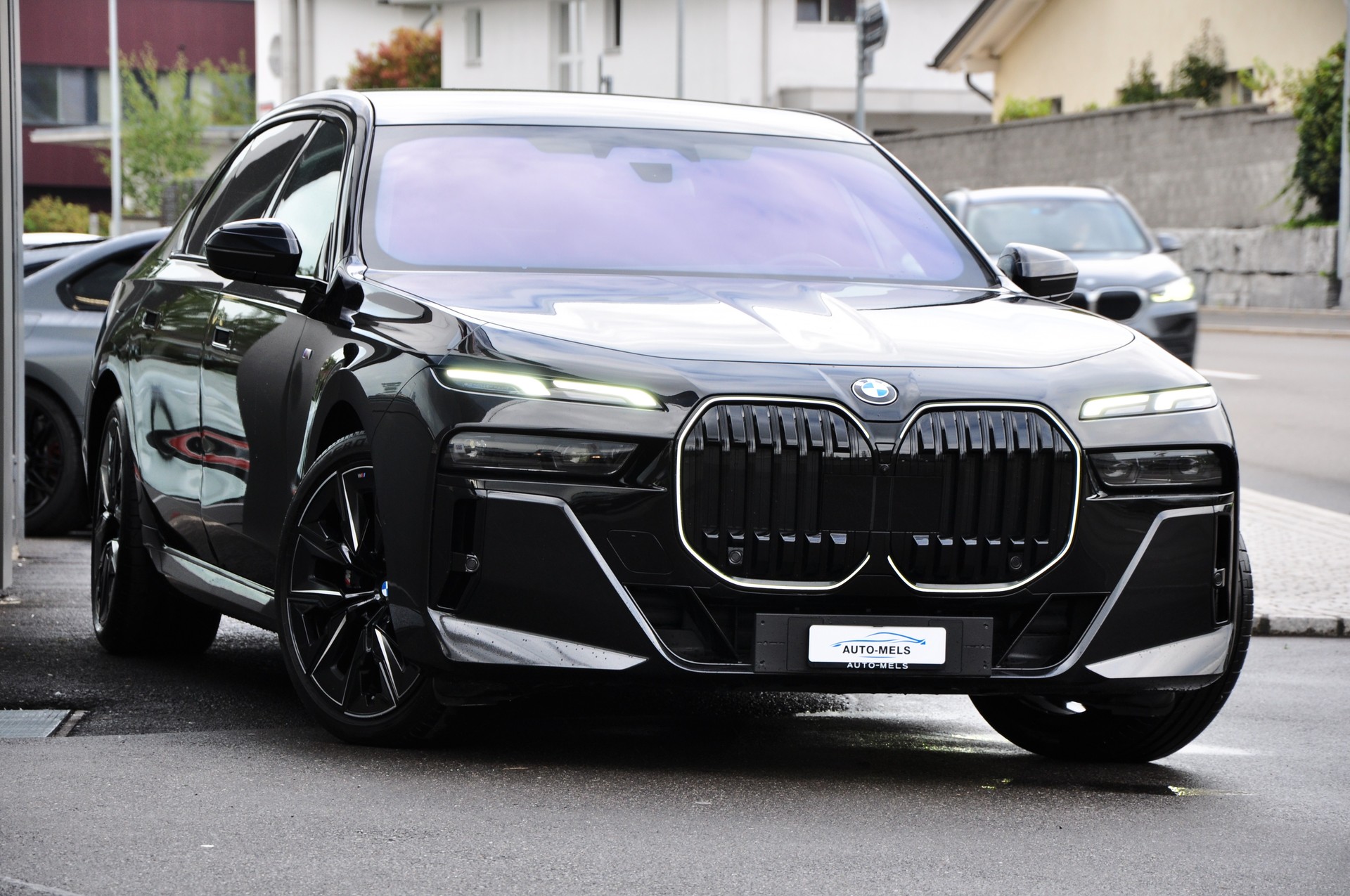 BMW 740d xDrive 48V M Sport Pro Steptronic-image-11