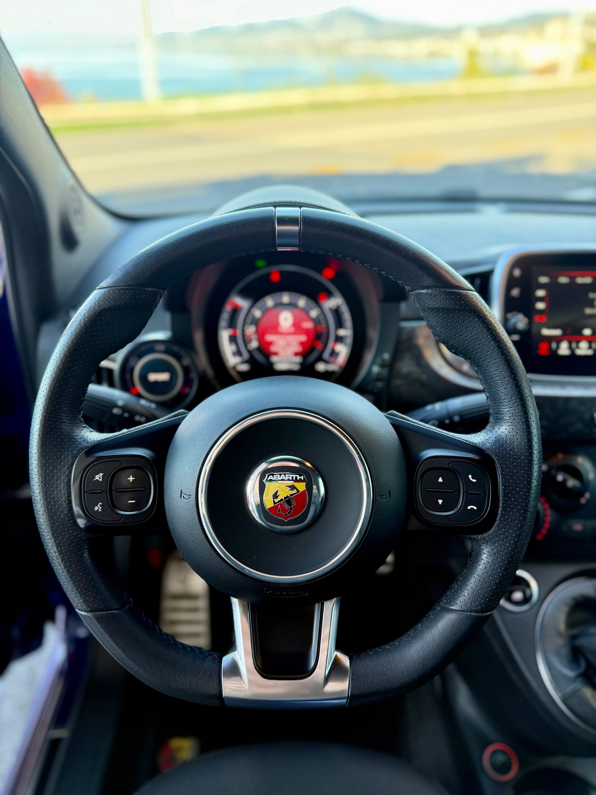 FIAT 595 1.4 16V Turbo Abarth Pista-image-13