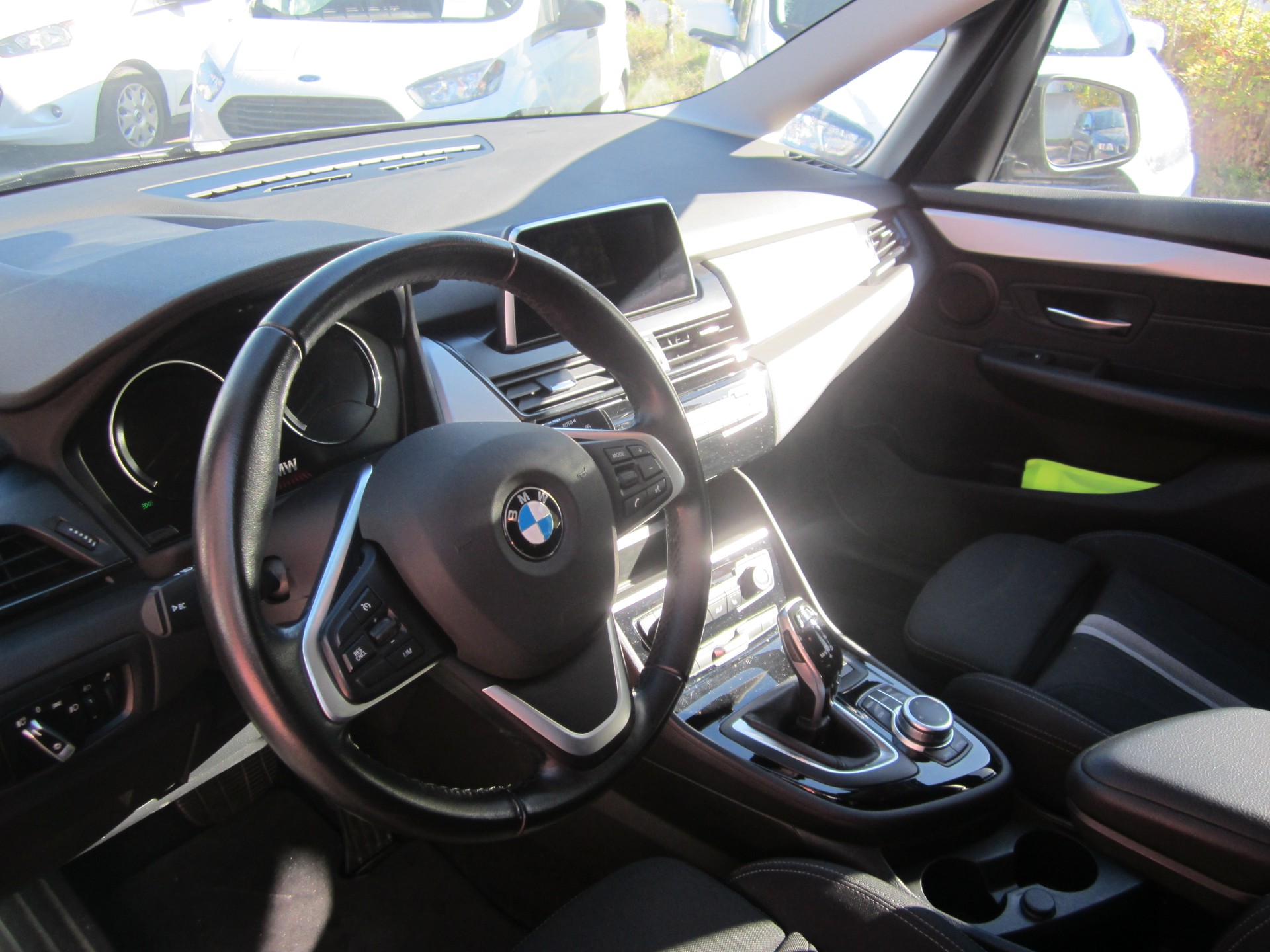 BMW 216d Gran Tourer DKG-image-13