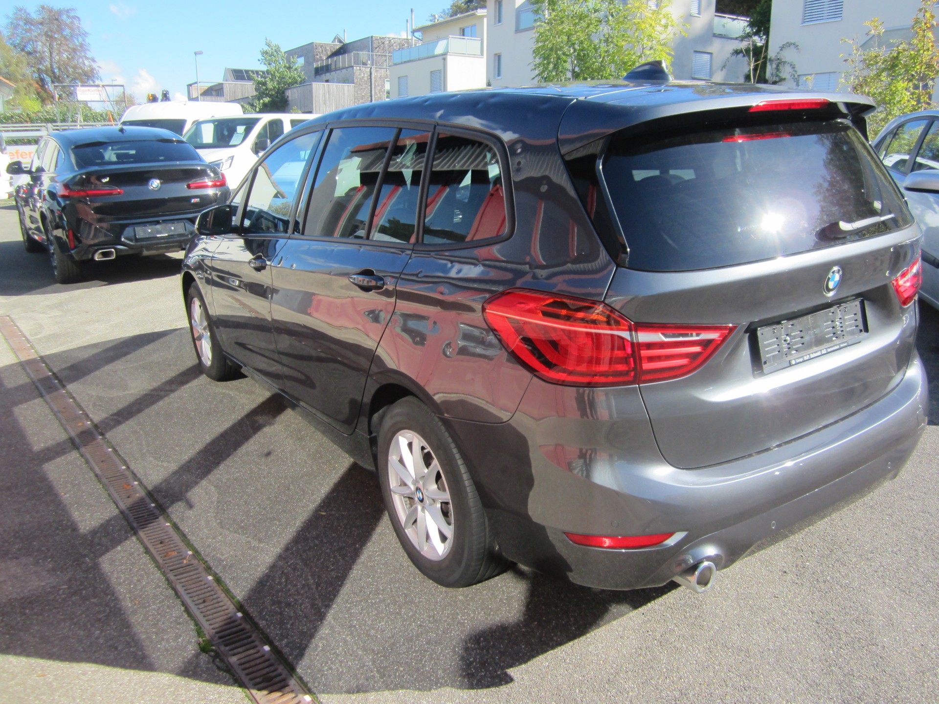 BMW 216d Gran Tourer DKG-image-5