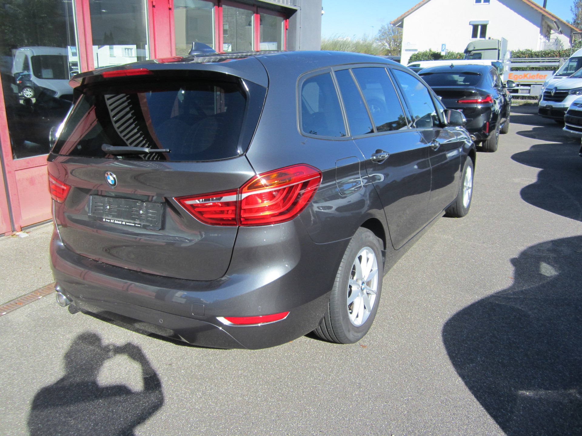BMW 216d Gran Tourer DKG-image-4