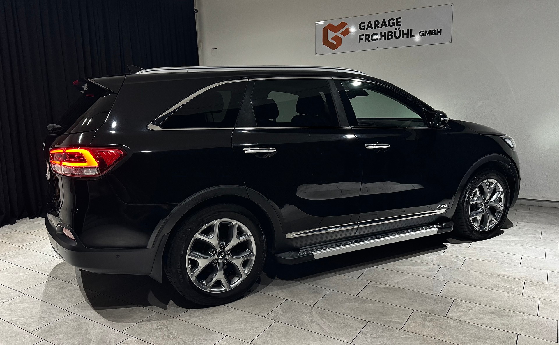 KIA Sorento 2.2 CRDI Style 5P. Automatic-image-7