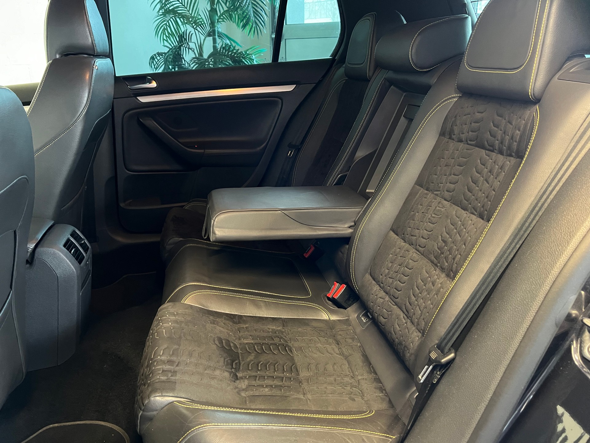 VW Golf 2.0 TFSI GTI Pirelli ⭐️-image-11