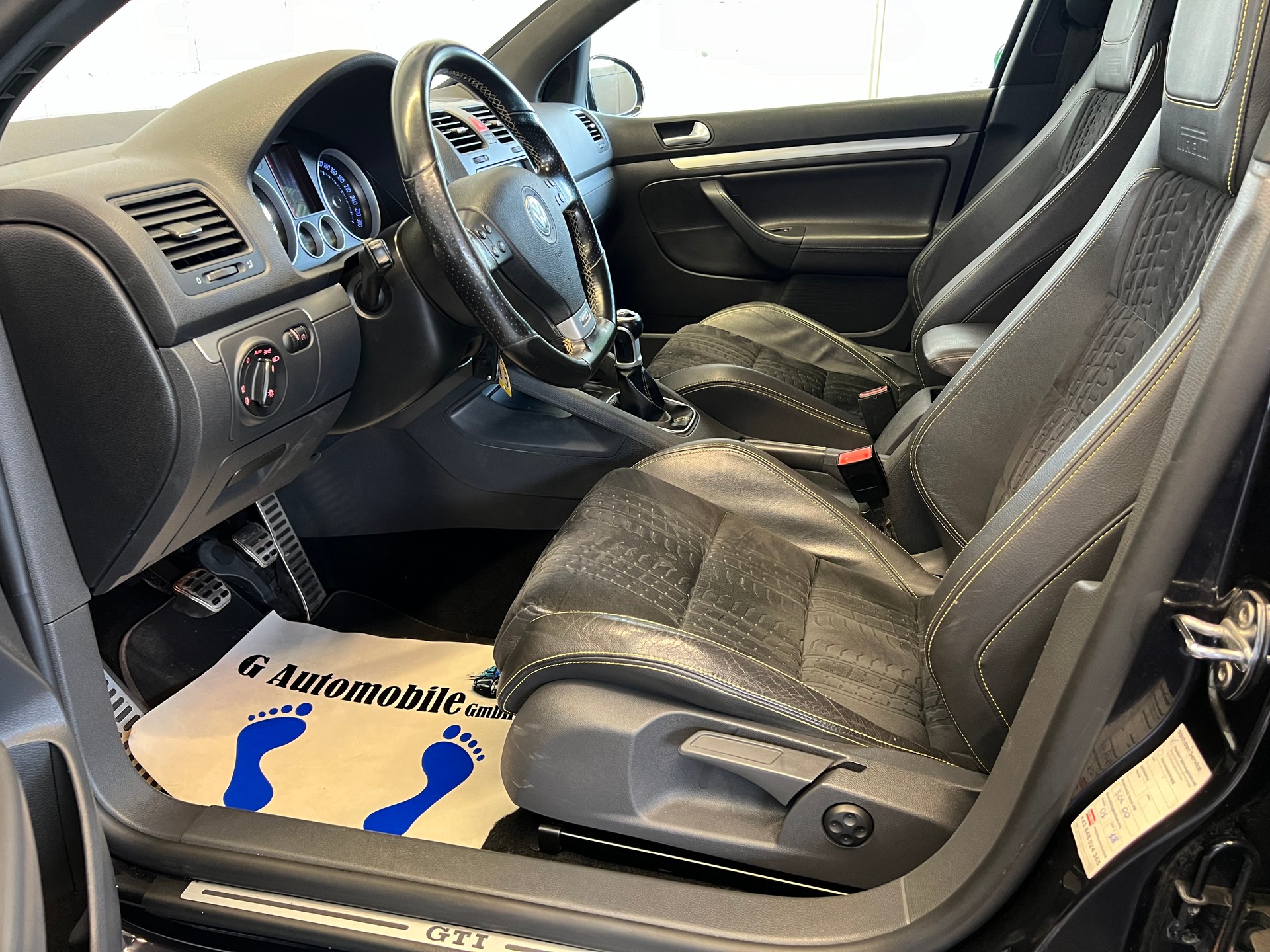 VW Golf 2.0 TFSI GTI Pirelli ⭐️-image-8
