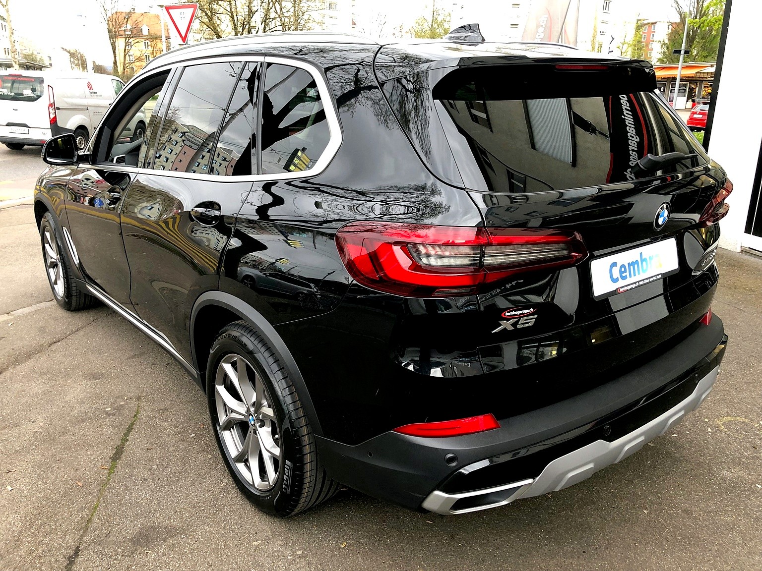 BMW X5 xDrive 25d xLine Steptronic-image-3